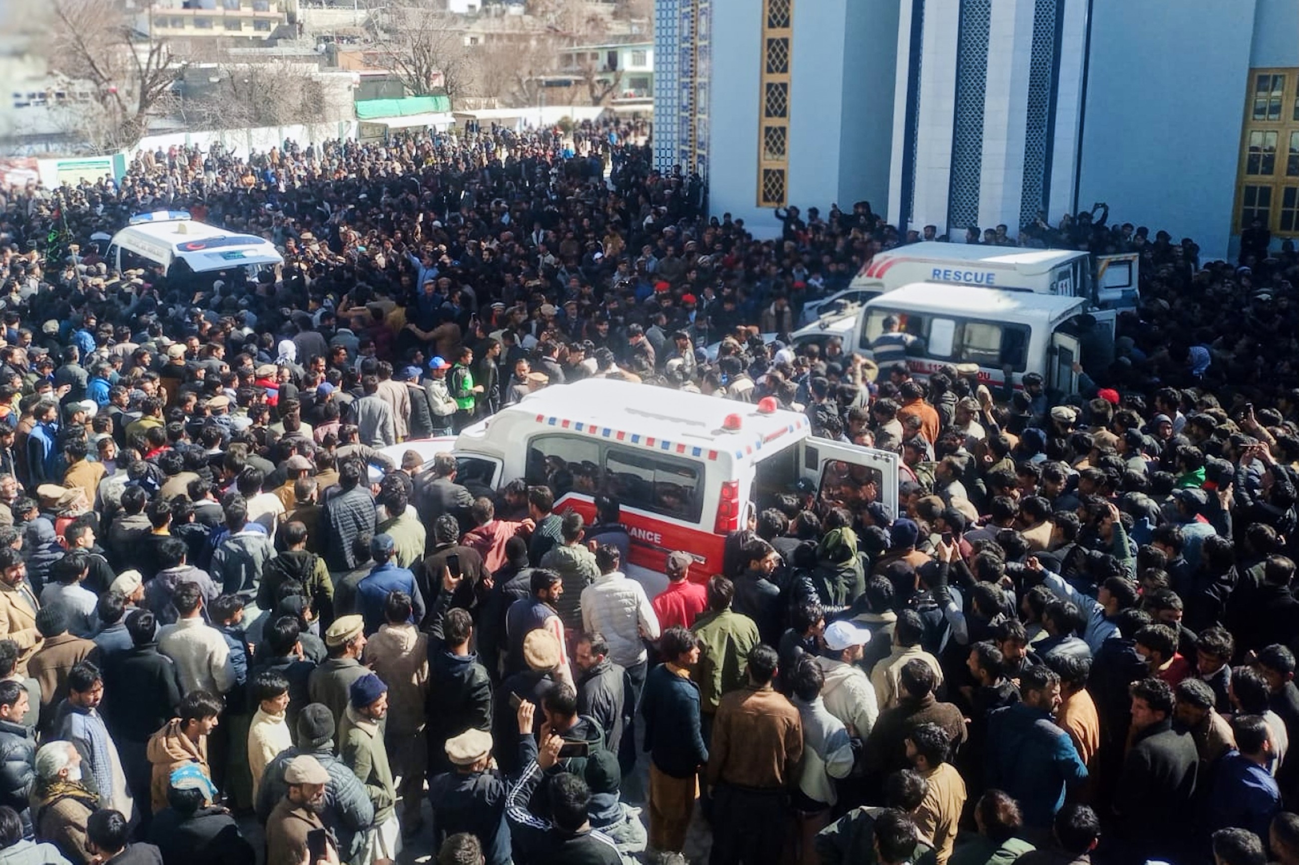 Military called to northern Pakistani cities of Gilgit and Skardu after deadly pro-Iran protests