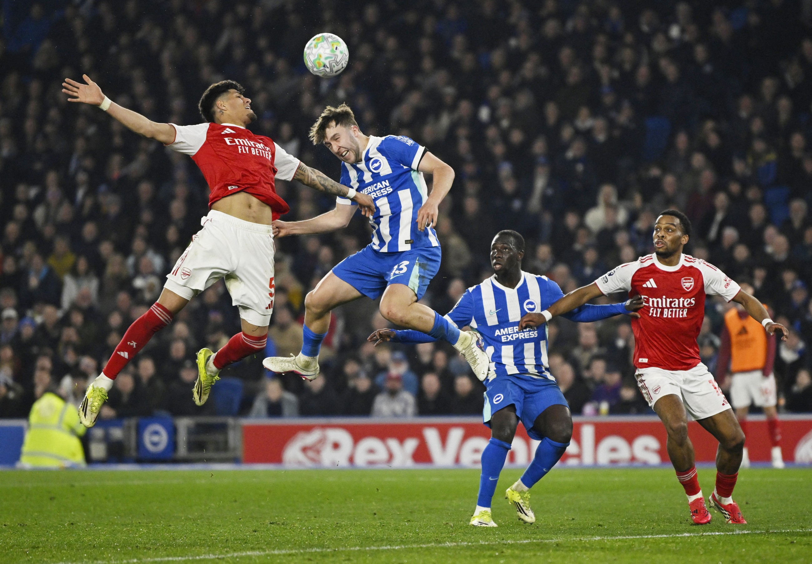 Arsenal and Chelsea aim  to avoid FA Cup upsets