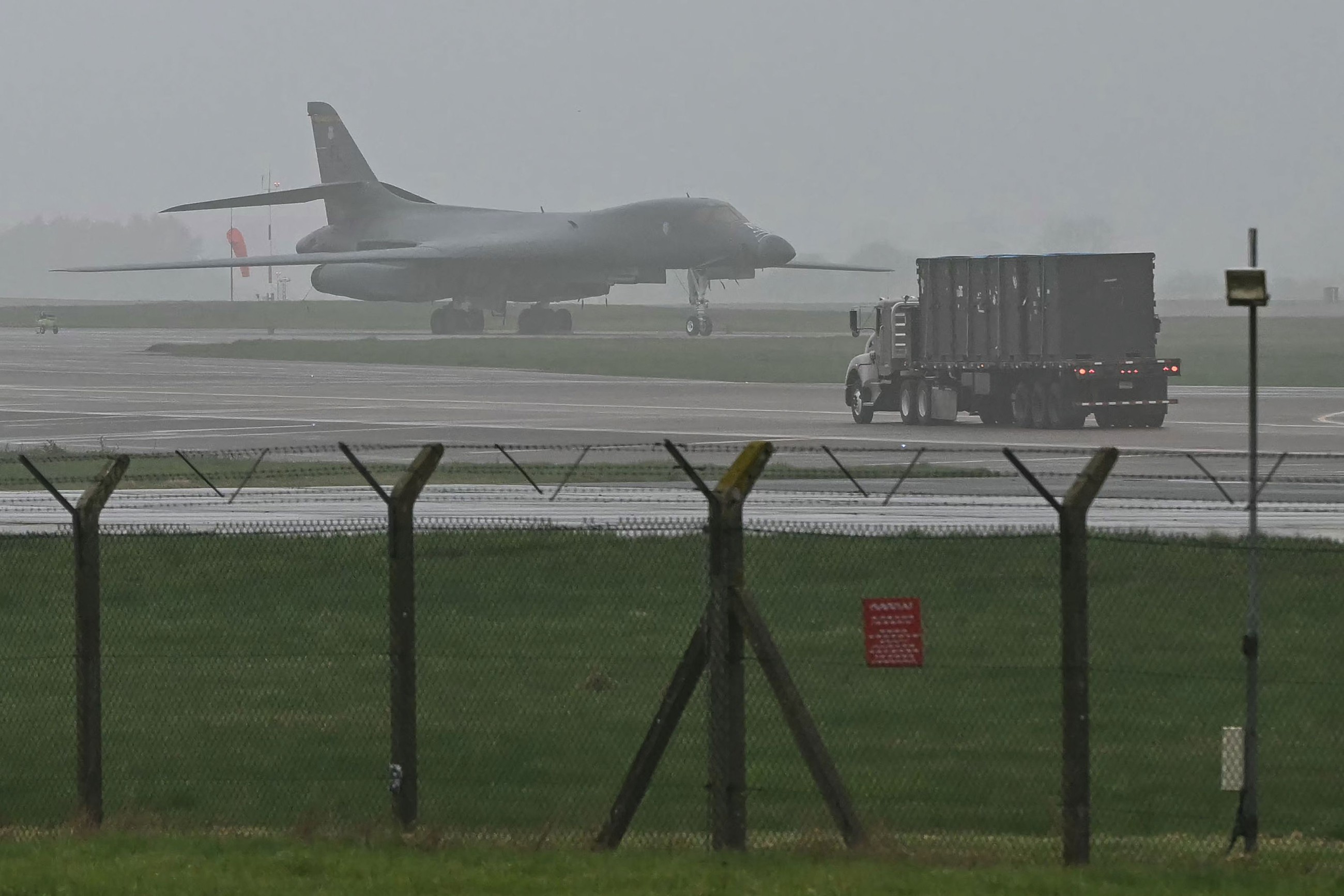 Trump tells Britain he does not need its help to win Iran war