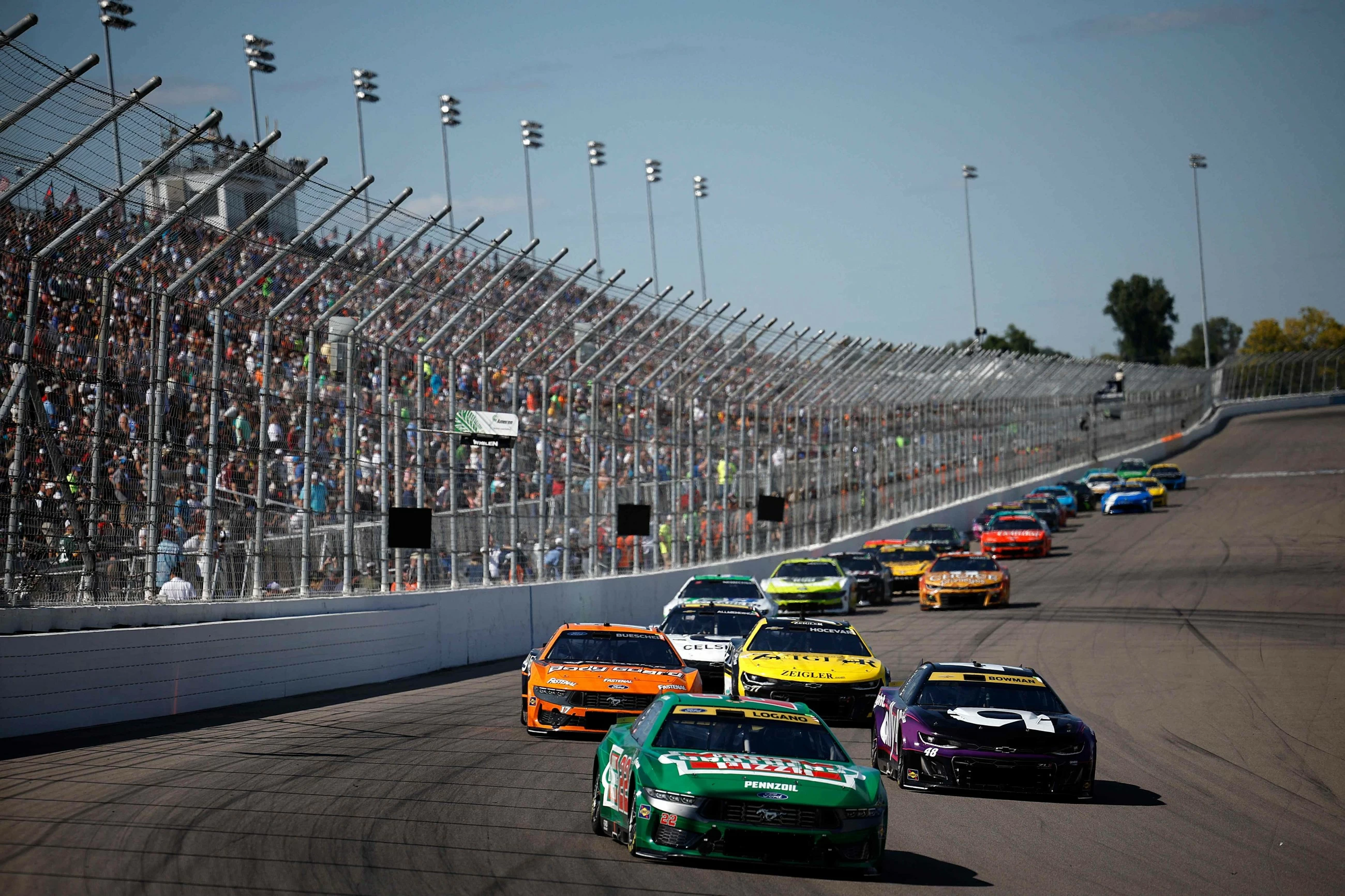 Vertigo sidelines Alex Bowman for NASCAR race at Las Vegas