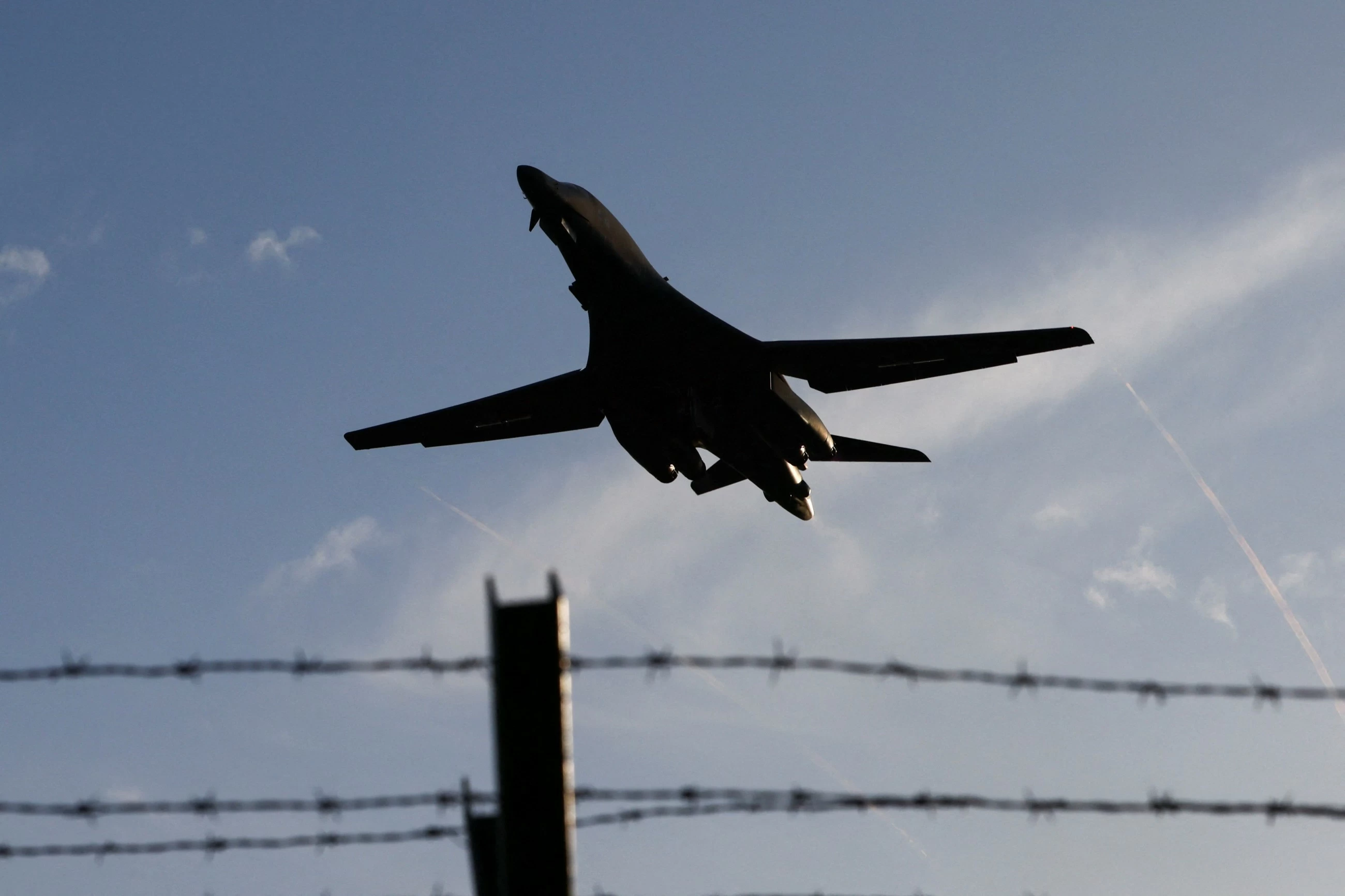 Trump threatens Iran's oil infrastructure