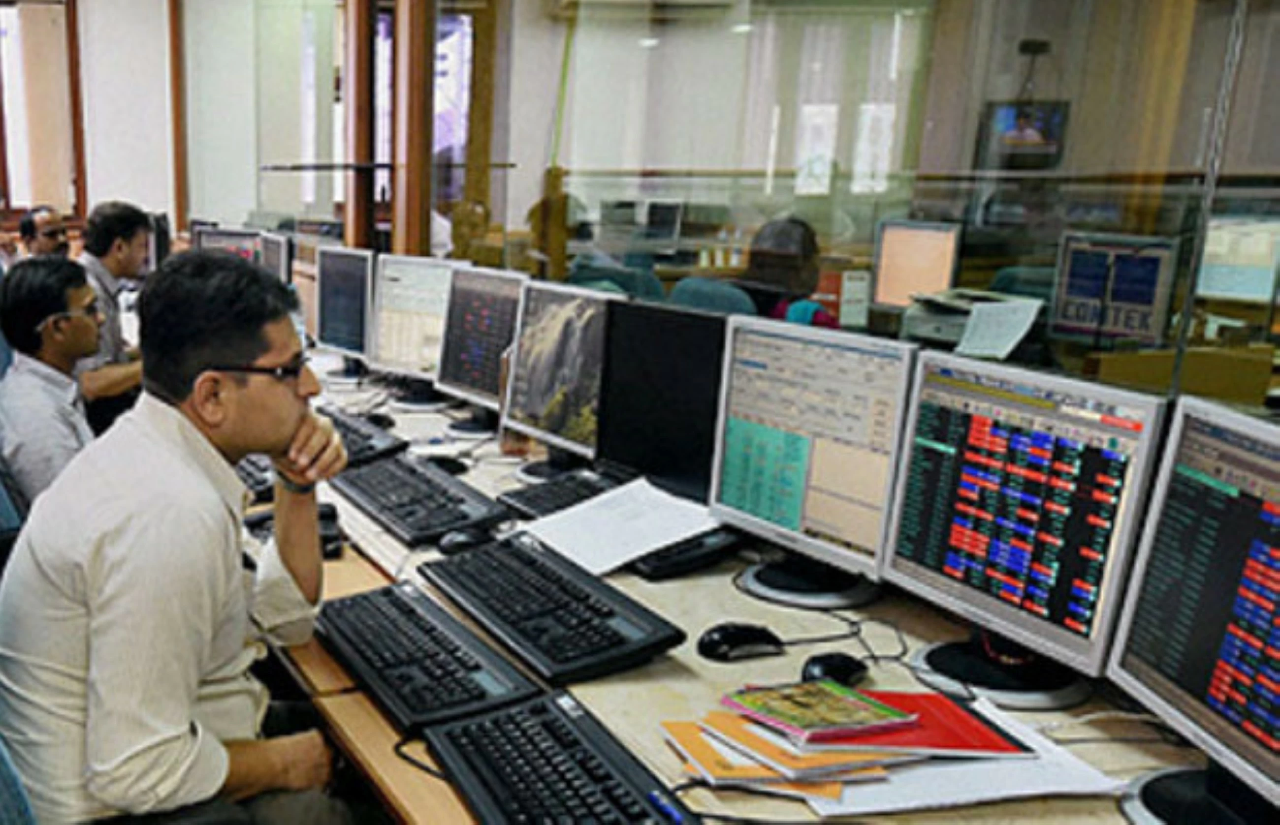 Indian indices ended on a weak note