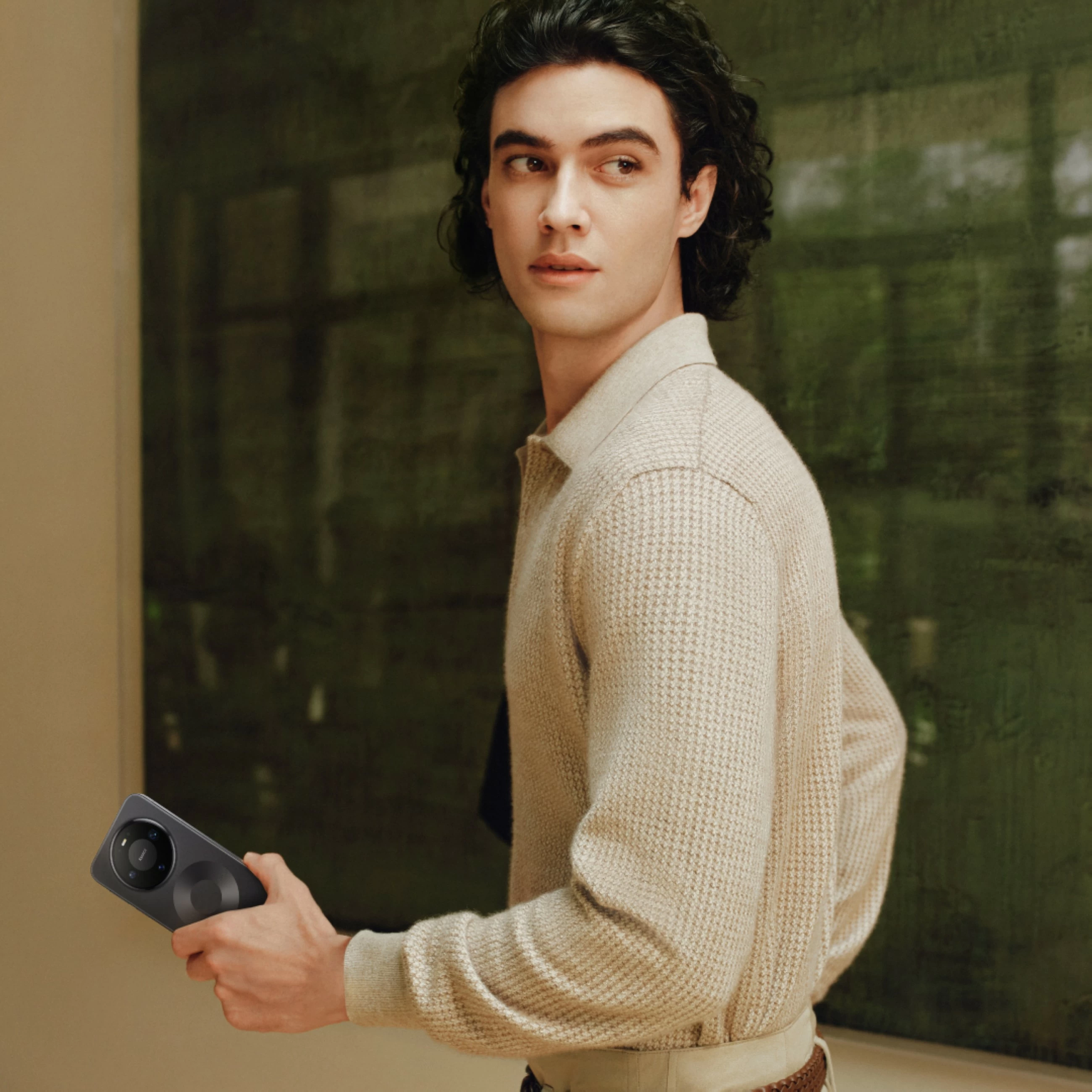 The HUAWEI Mate 80 Pro is our new benchmark for excellence