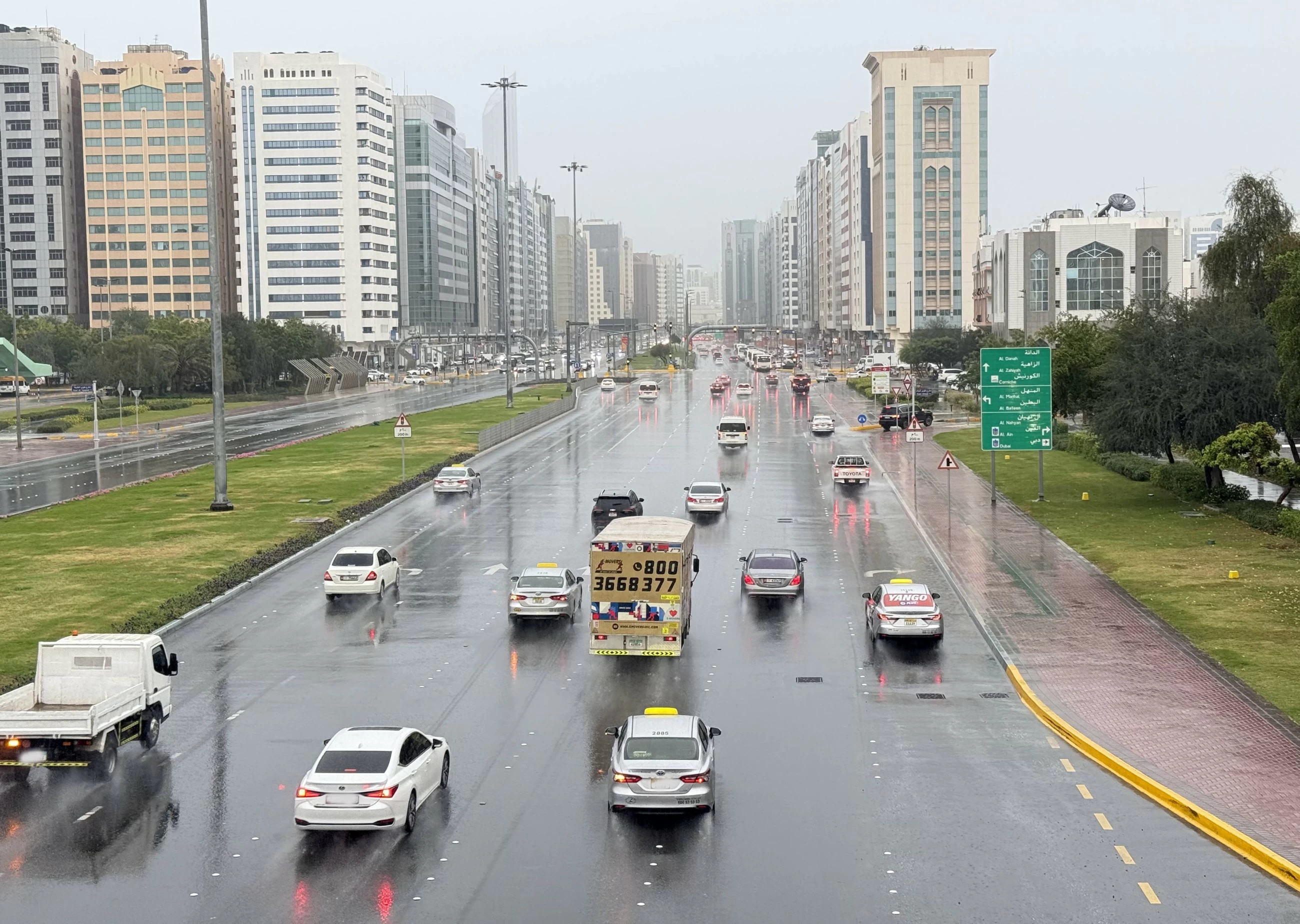 UAE hit by heavy rain, thunder and lightning, showers to continue until Friday