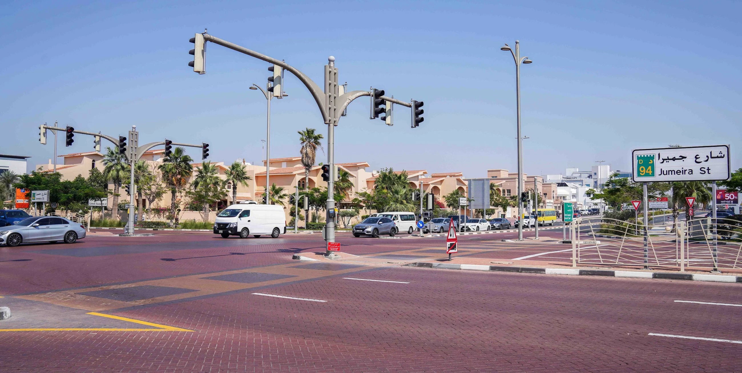 RTA begins maintenance works for sidewalks covering 90,000 square metres in Dubai