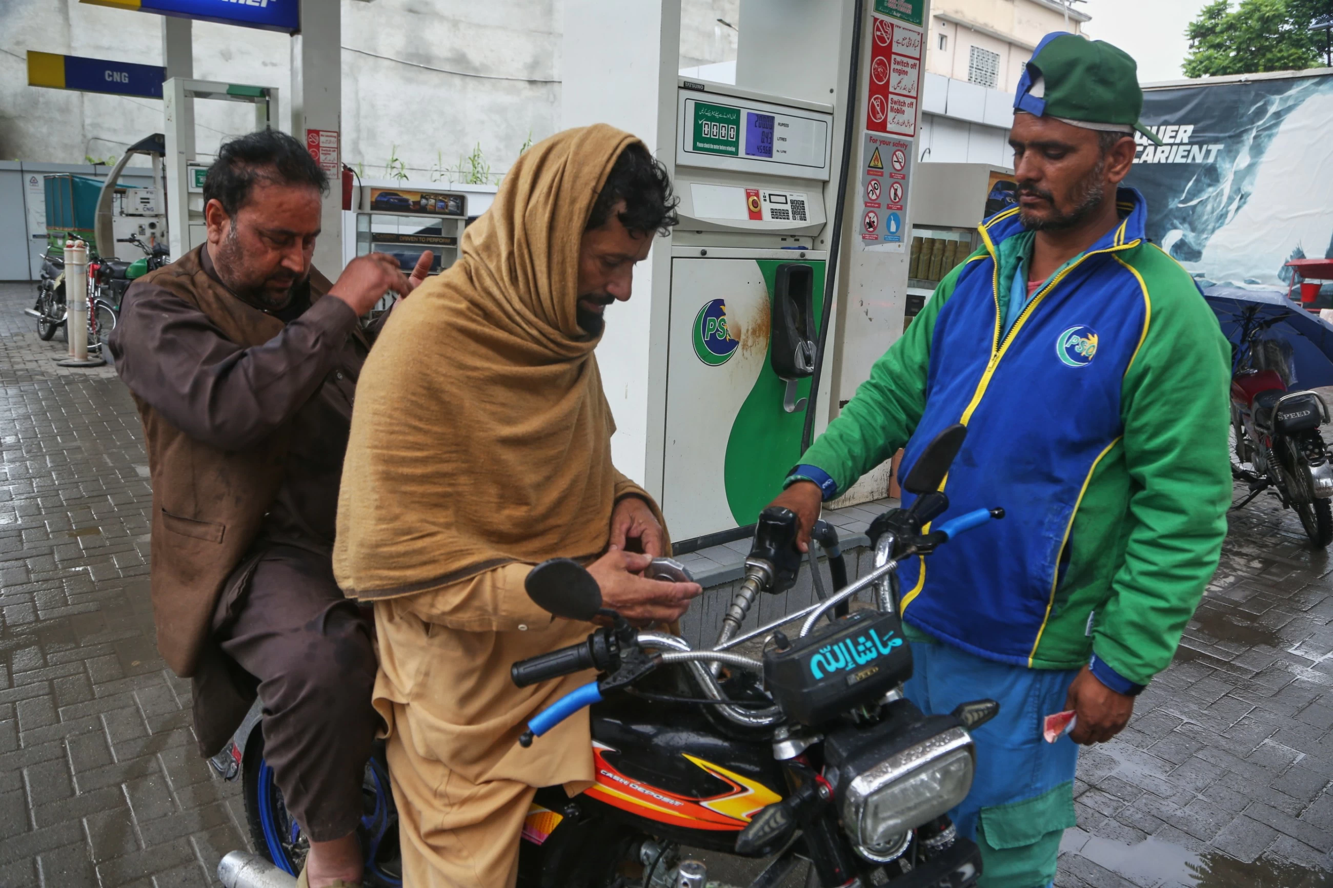 Pakistan hikes petrol, diesel prices due to Middle East conflict