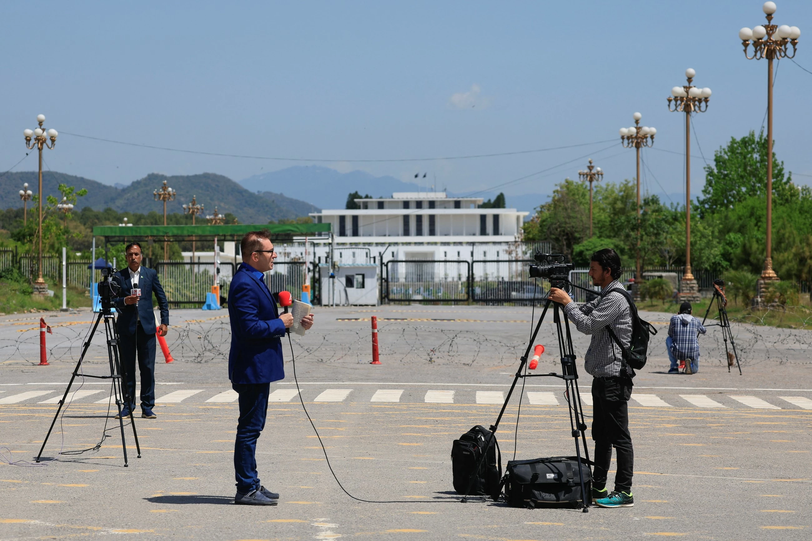 Pakistan to issue visa on arrival for 'Islamabad Talks' delegates