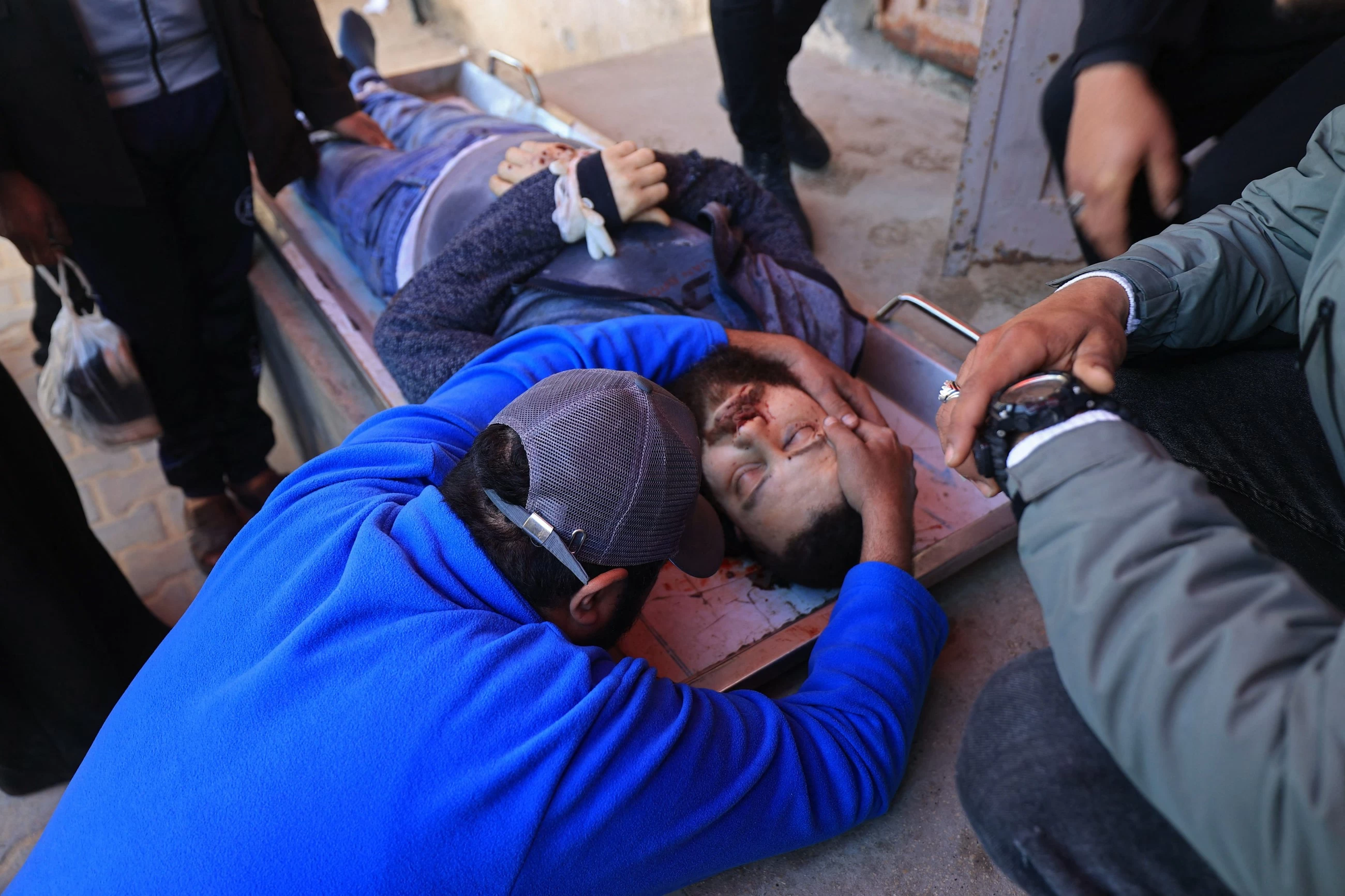 Israeli strikes kill seven: Gaza civil defence