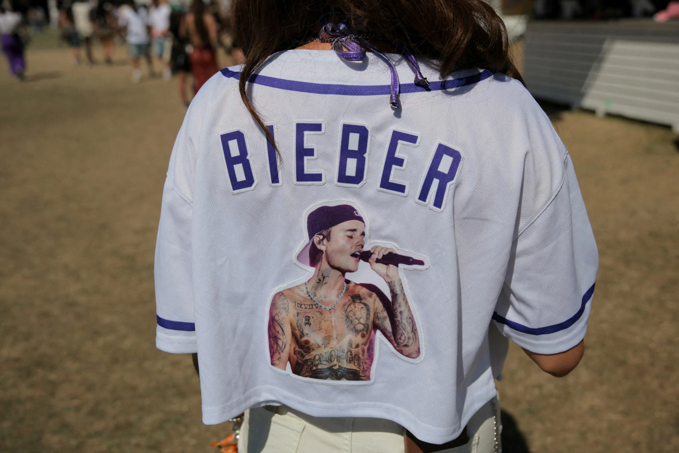 Justin Bieber reconnects with fans on Coachella's second day