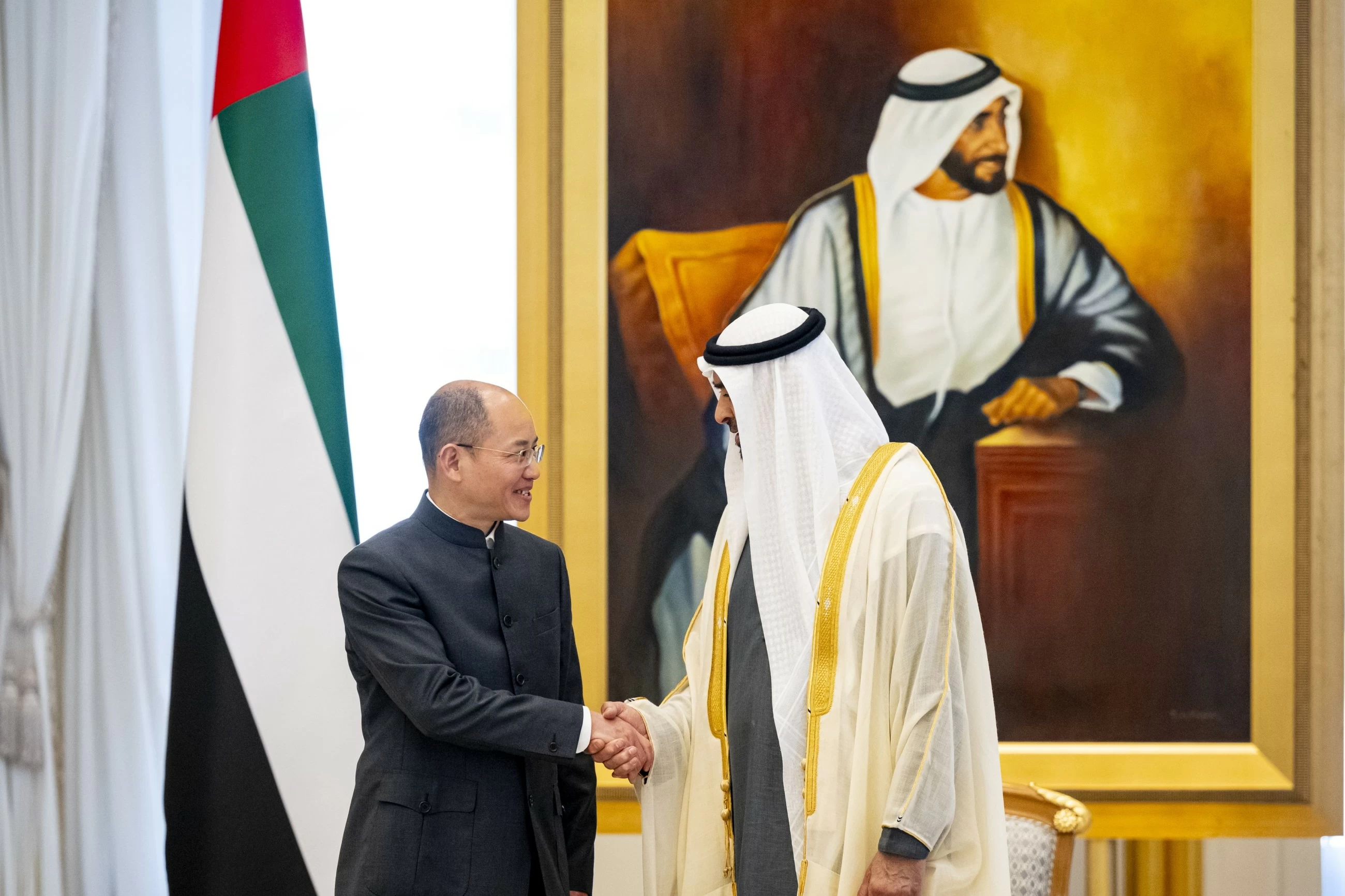 UAE President receives credentials of newly appointed ambassadors