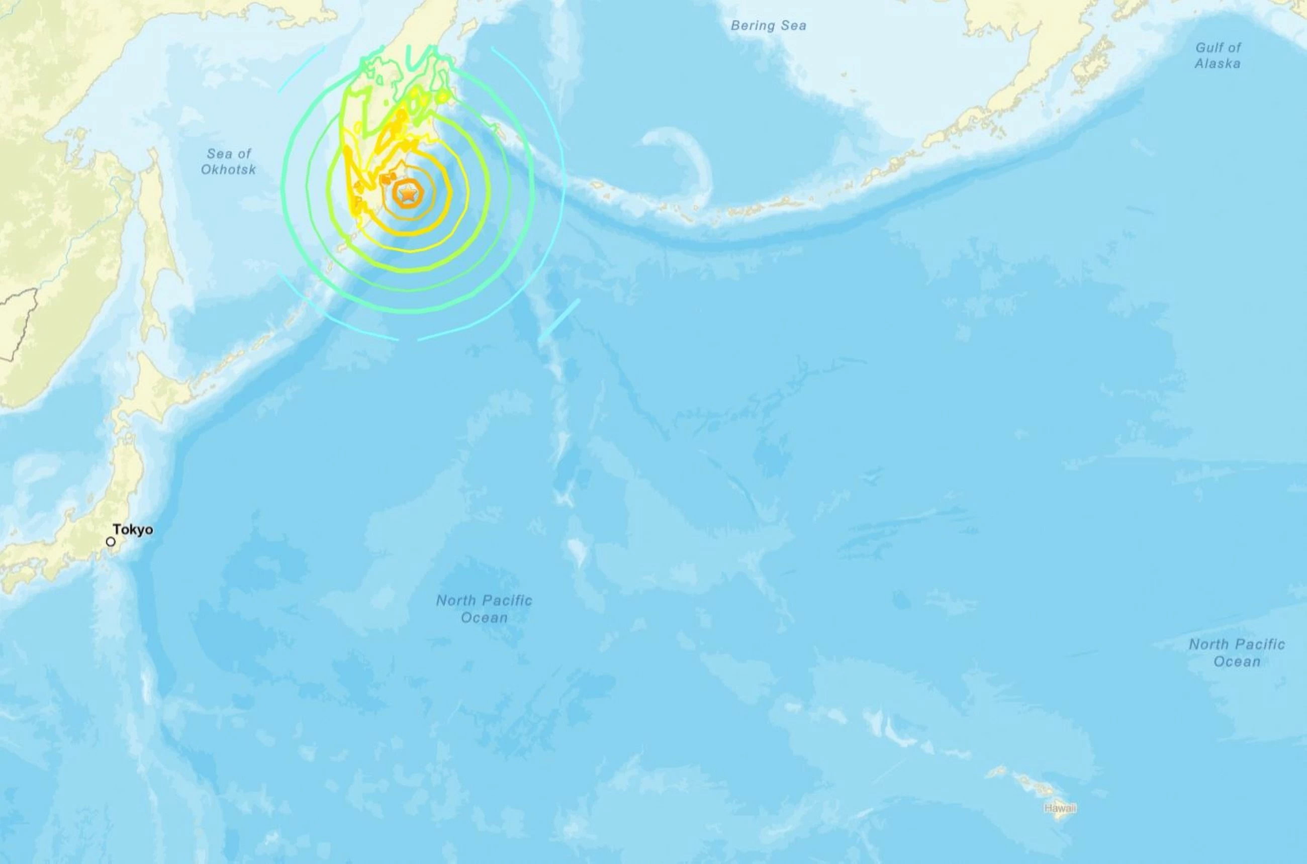 Schweres Erdbeben der Stärke 7,4 vor der Küste Japans, Tsunamiwarnung ...