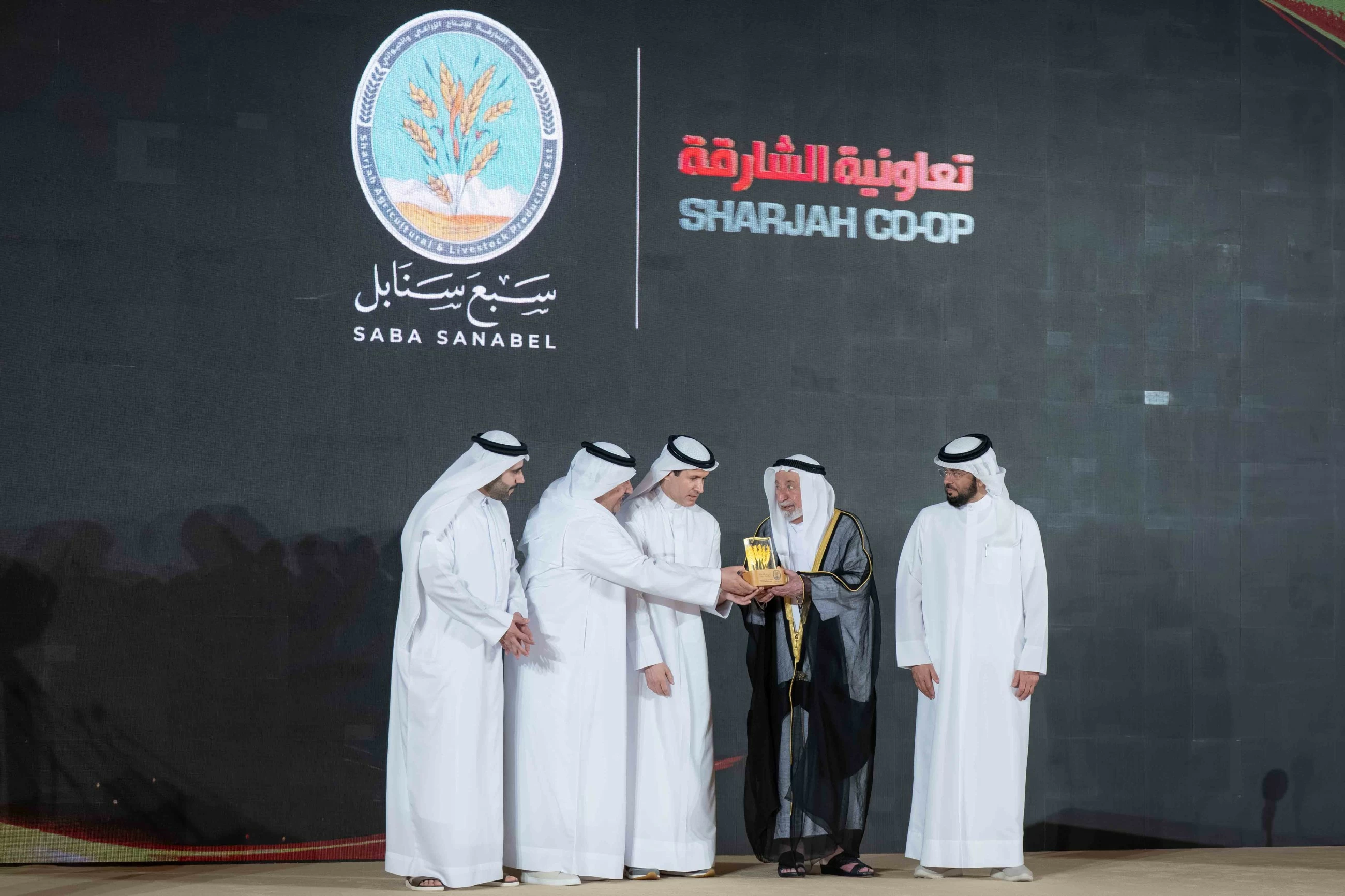 VIDEO: Sheikh Sultan witnesses wheat harvest, launches 'QAND' brand in Sharjah