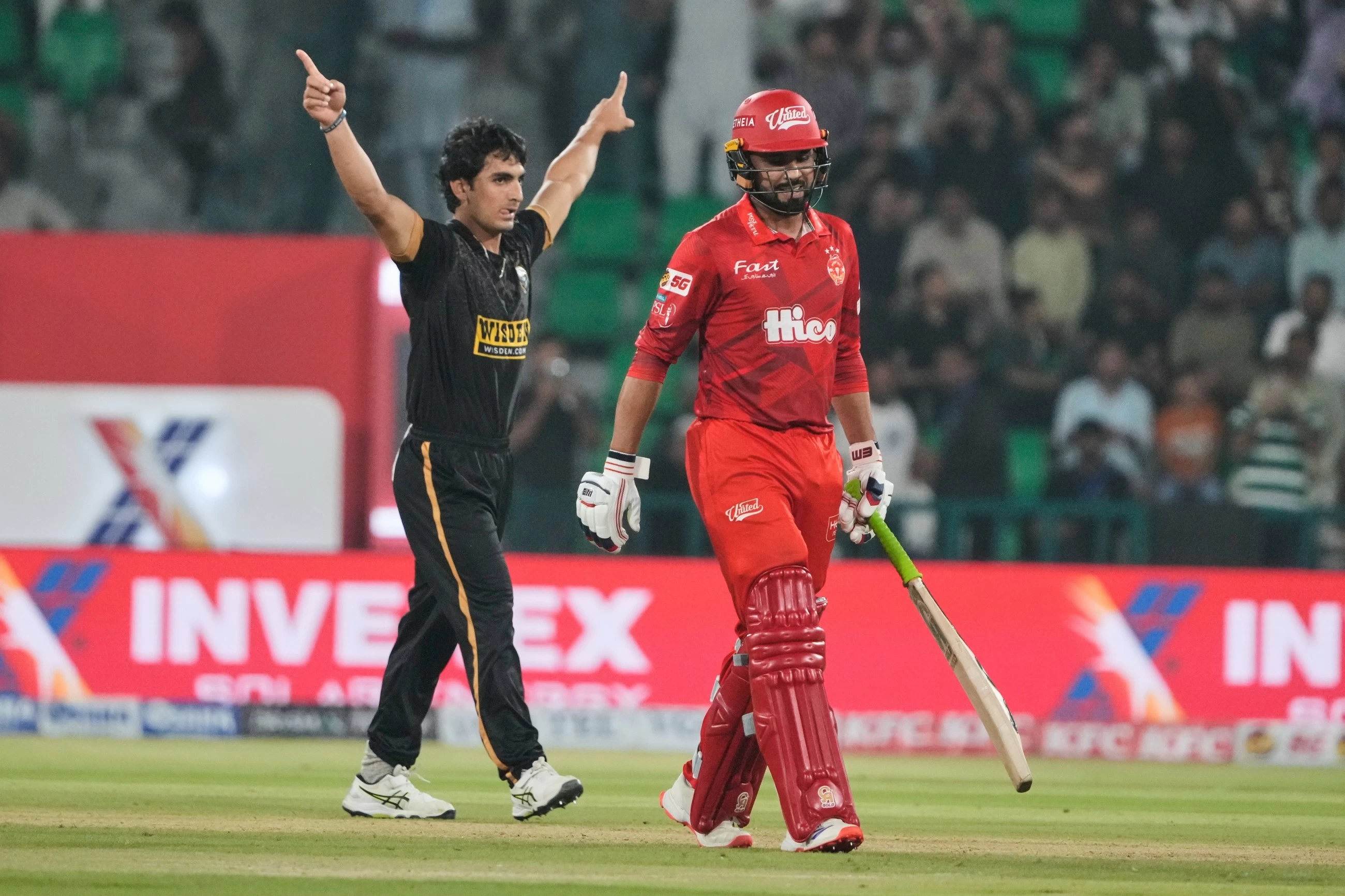 Shah bowls sensational 3-run last over to lift PSL debutant Hyderabad into final