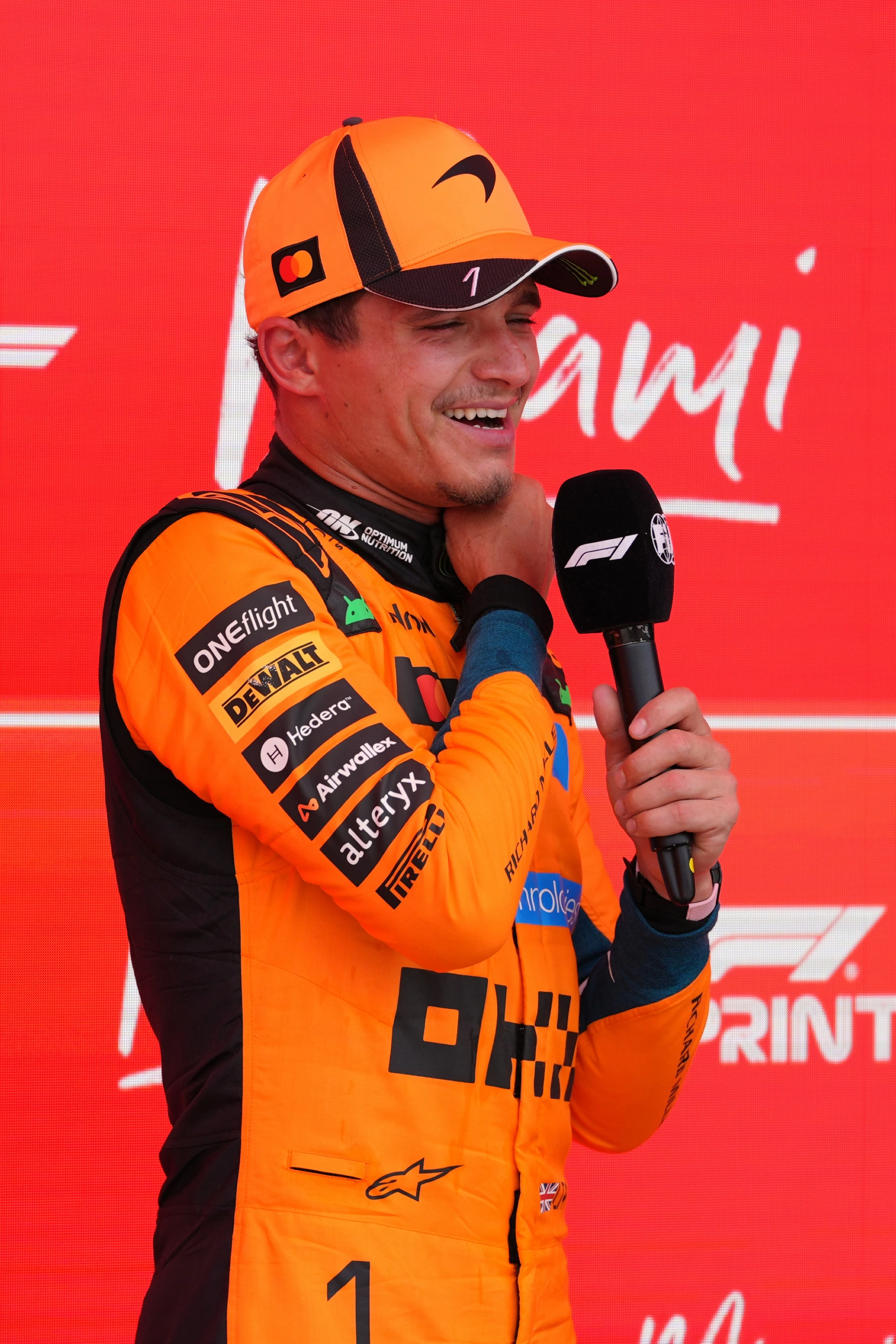 Norris claims Miami GP sprint race in McLaren 1-2