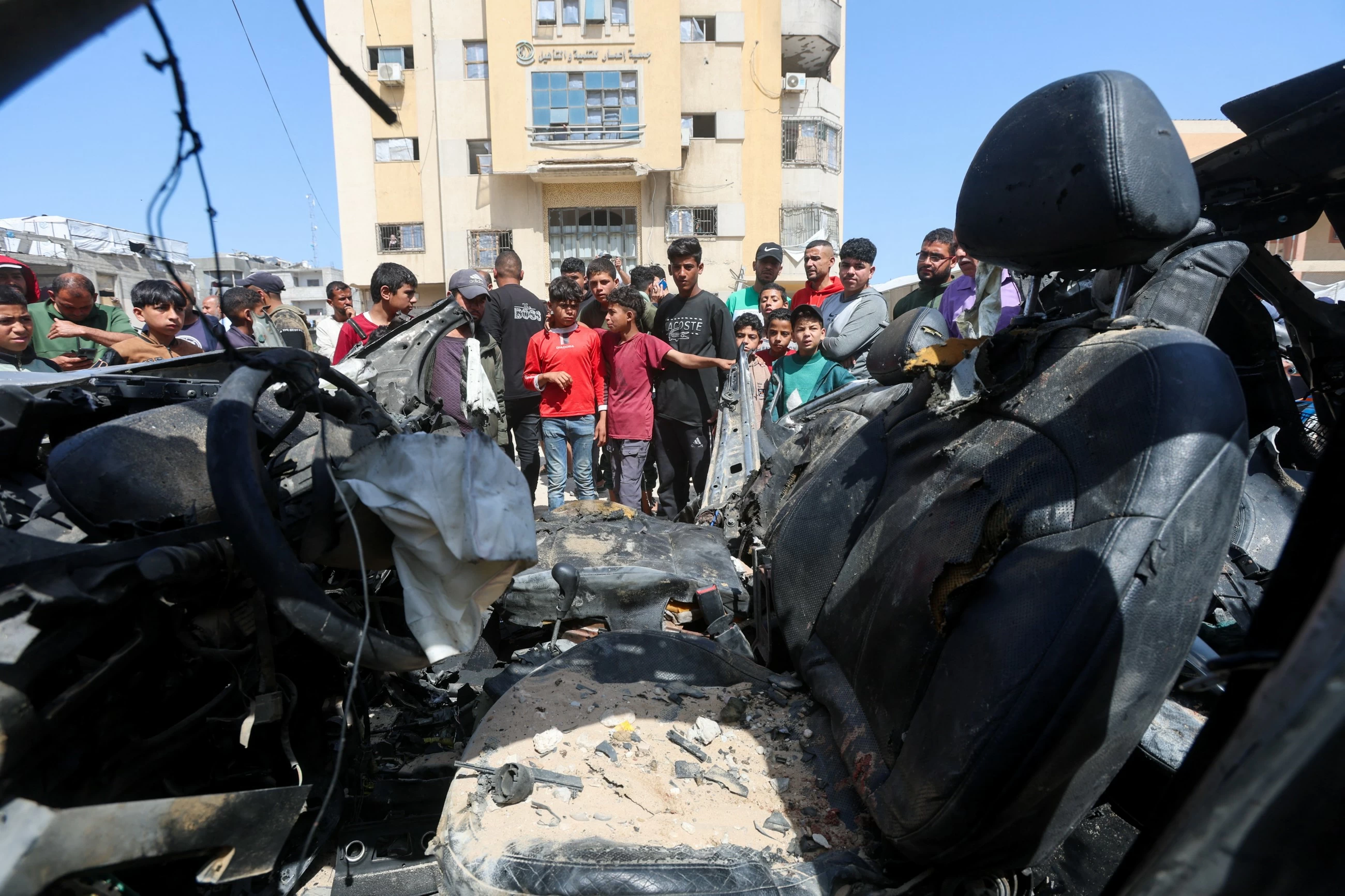 Israeli strikes in Gaza kill three