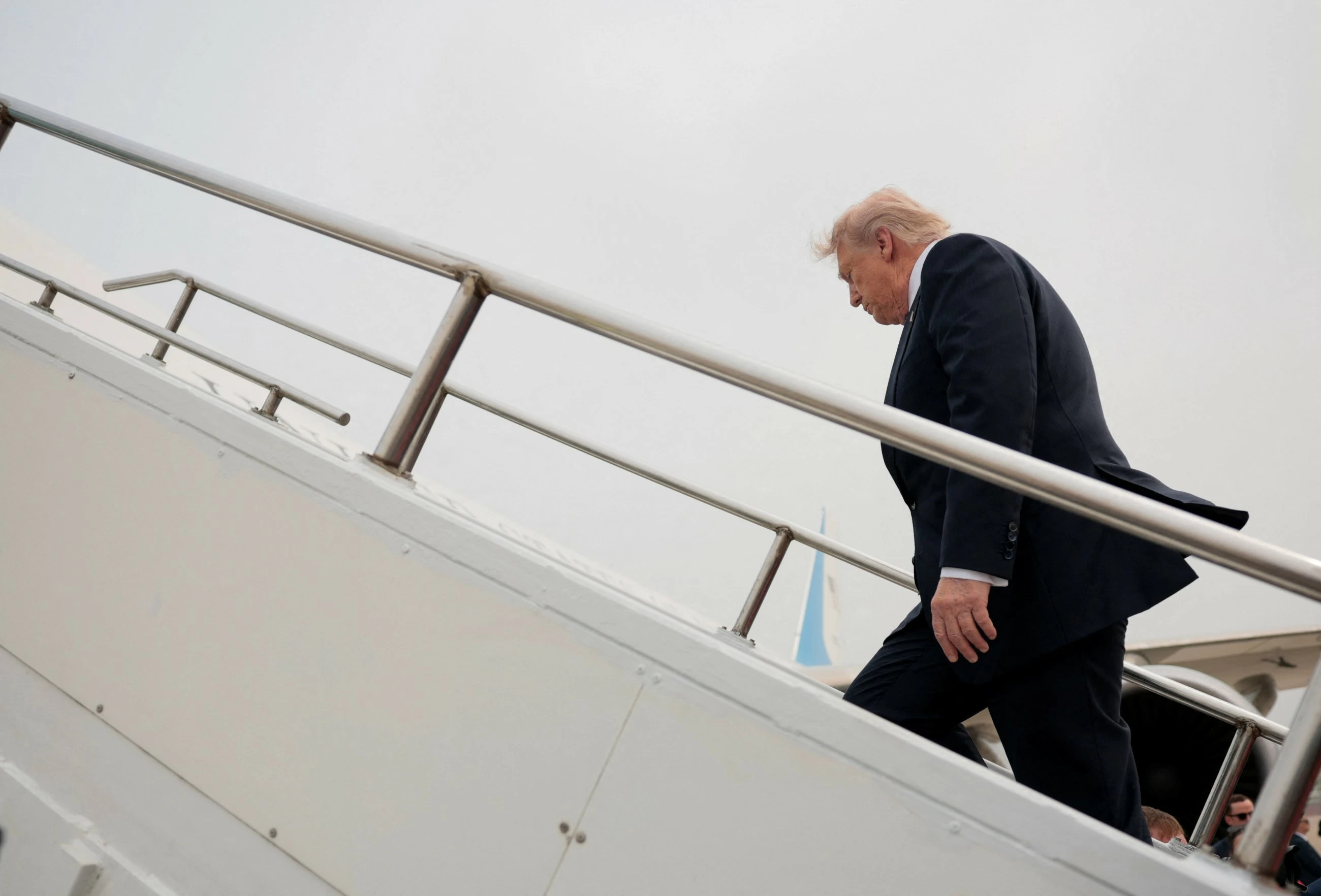 Trump leaves Beijing with no major breakthroughs on trade or Iran war