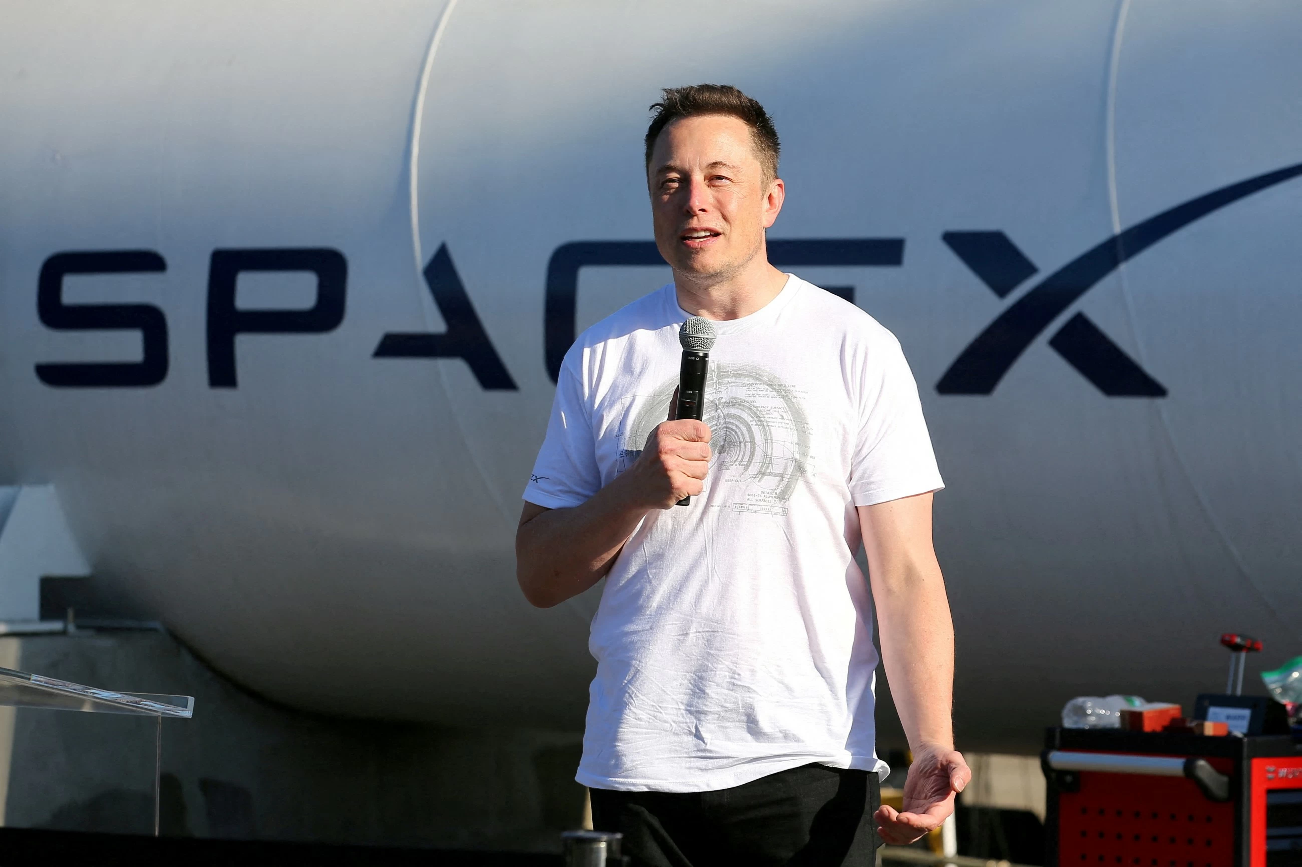 Big risks and rewards in upcoming IPOs at SpaceX, OpenAI, Anthropic