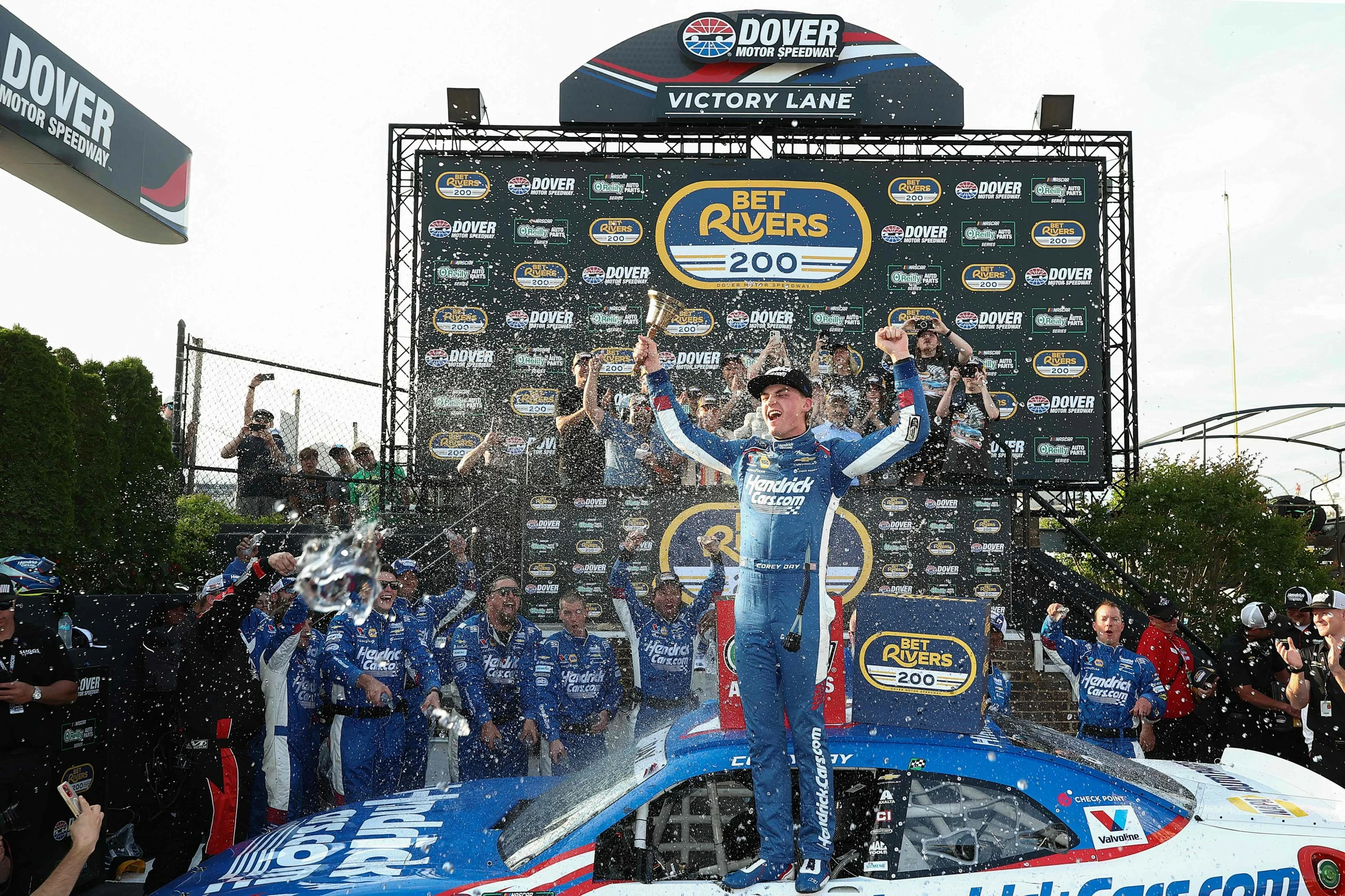 Corey Day passes Justin Allgaier to claim BetRivers 200