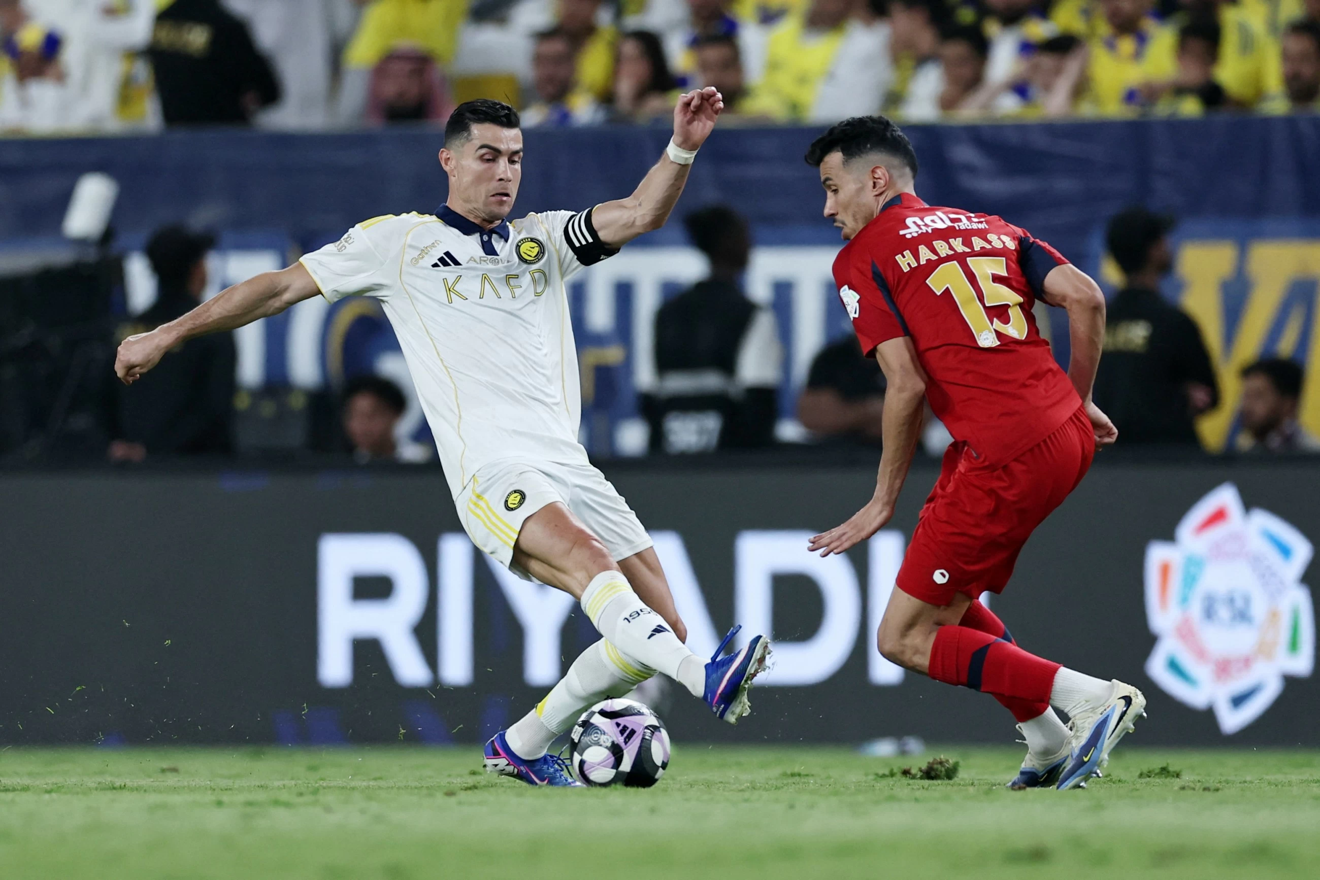 Ronaldo ends Saudi trophy drought with 2 goals in Al Nassr's win to clinch league title