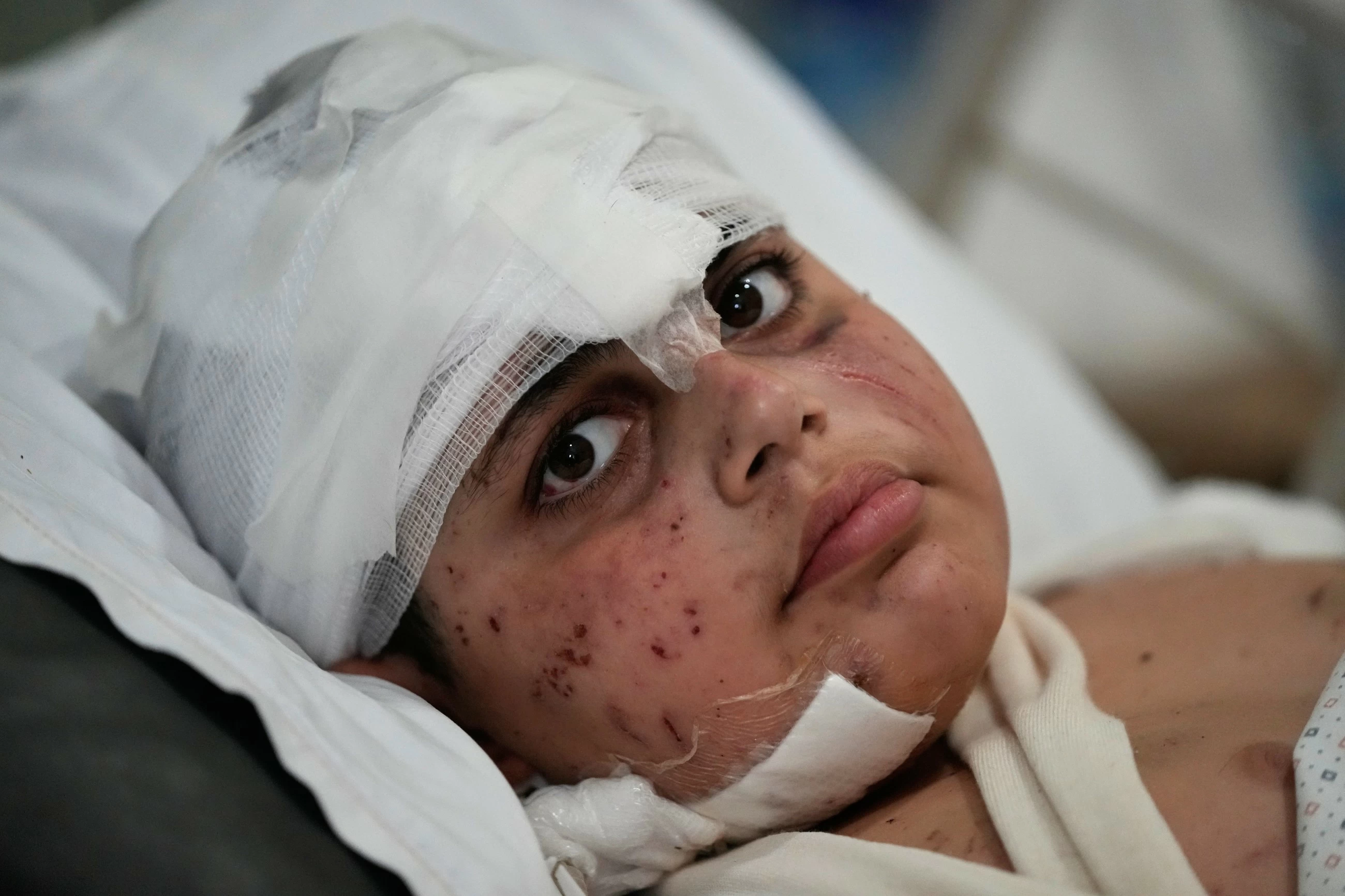 Israeli strikes kill 31 in Lebanon as Israel expands ground operations