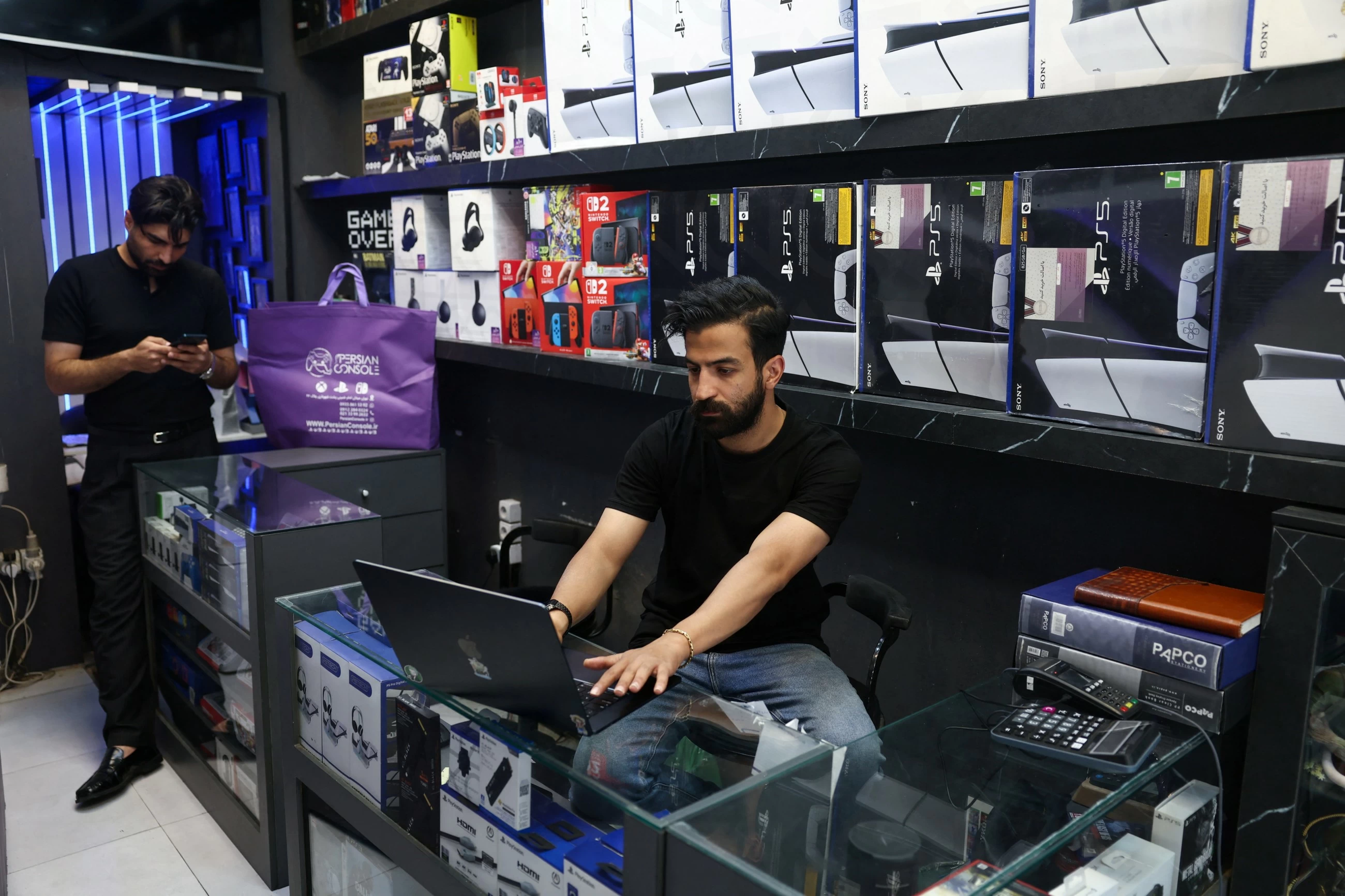 'Greetings after 88 days:' Iranians reconnect after long internet shutdown