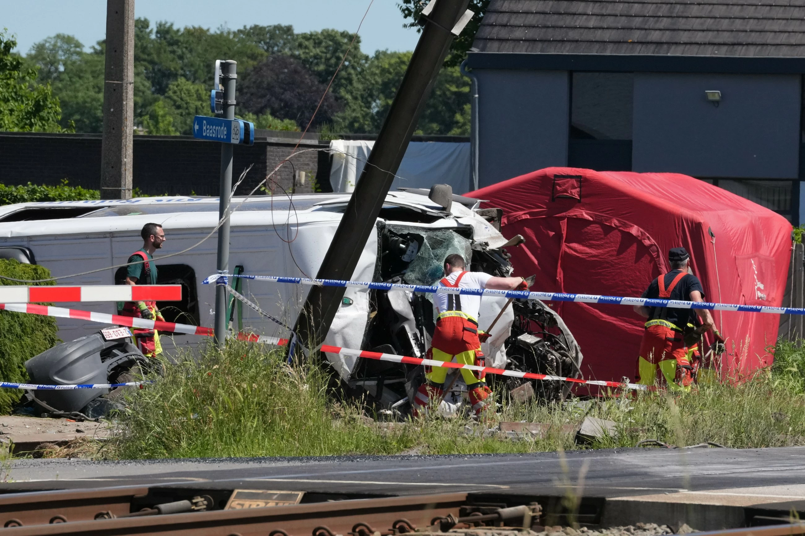 UAE condoles Belgium over school bus-train collision victims