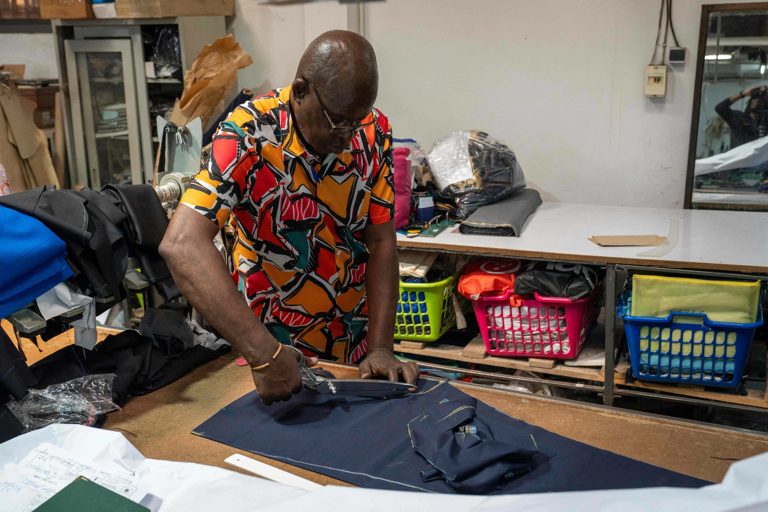 ‘Down with the suit’: Mobutu-era jacket makes comeback