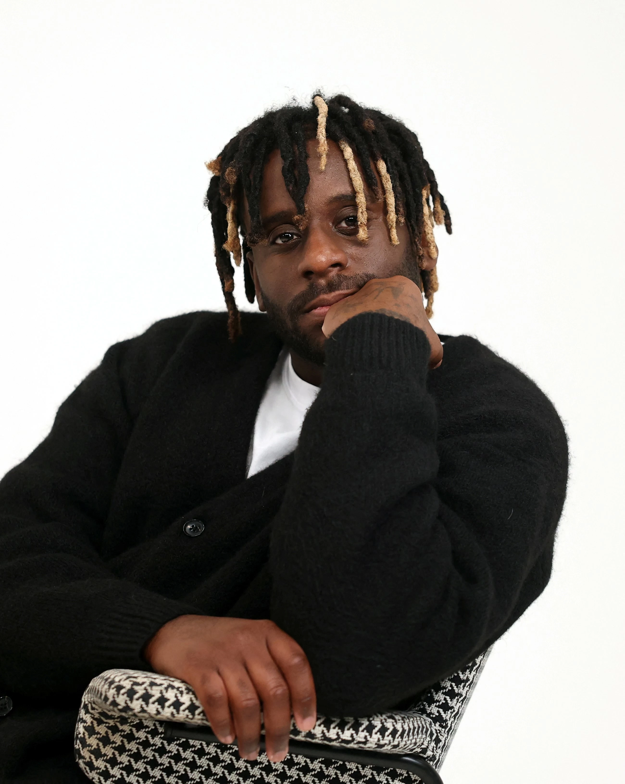 Myles Smith on turning therapy into a debut album
