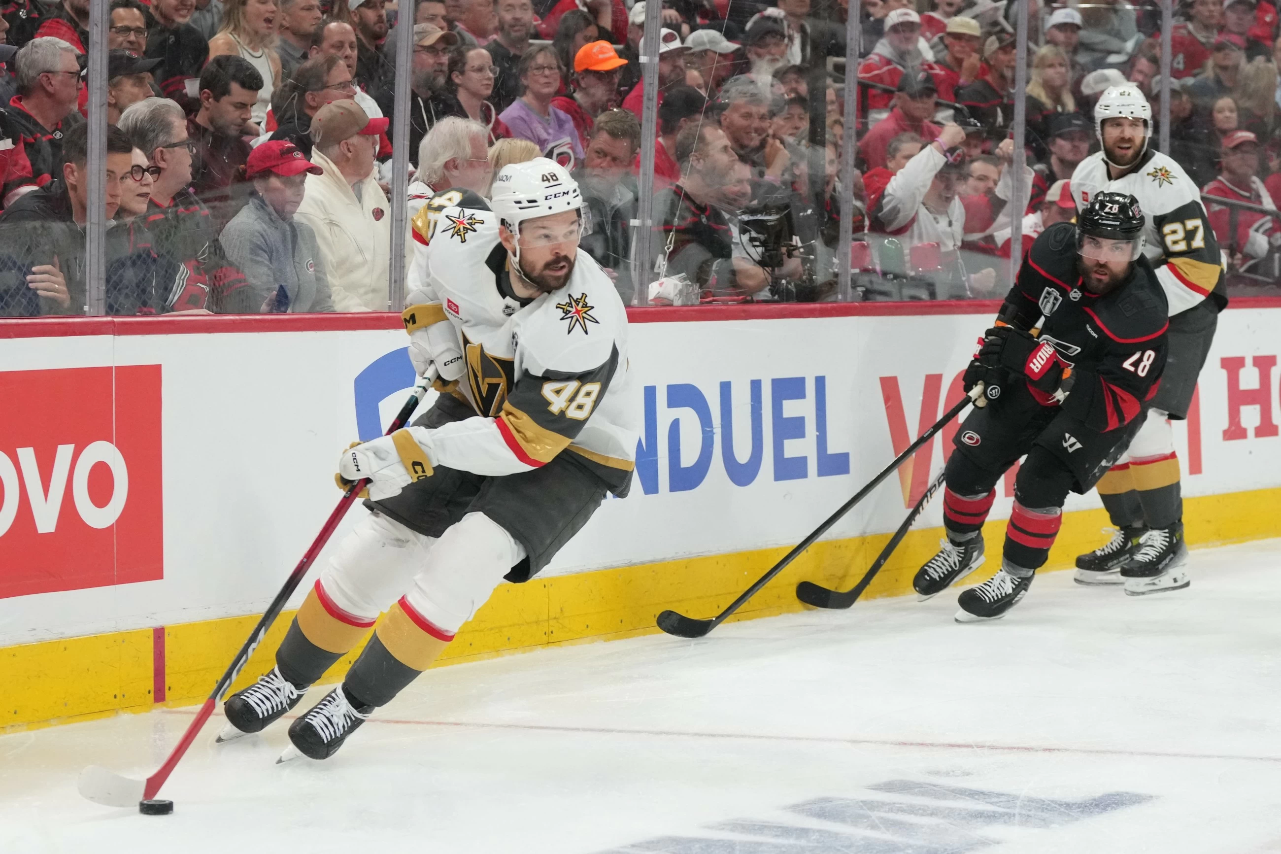 Tomas Hertl's late goal lifts Golden Knights past Hurricanes 5-4 to open Stanley Cup Final
