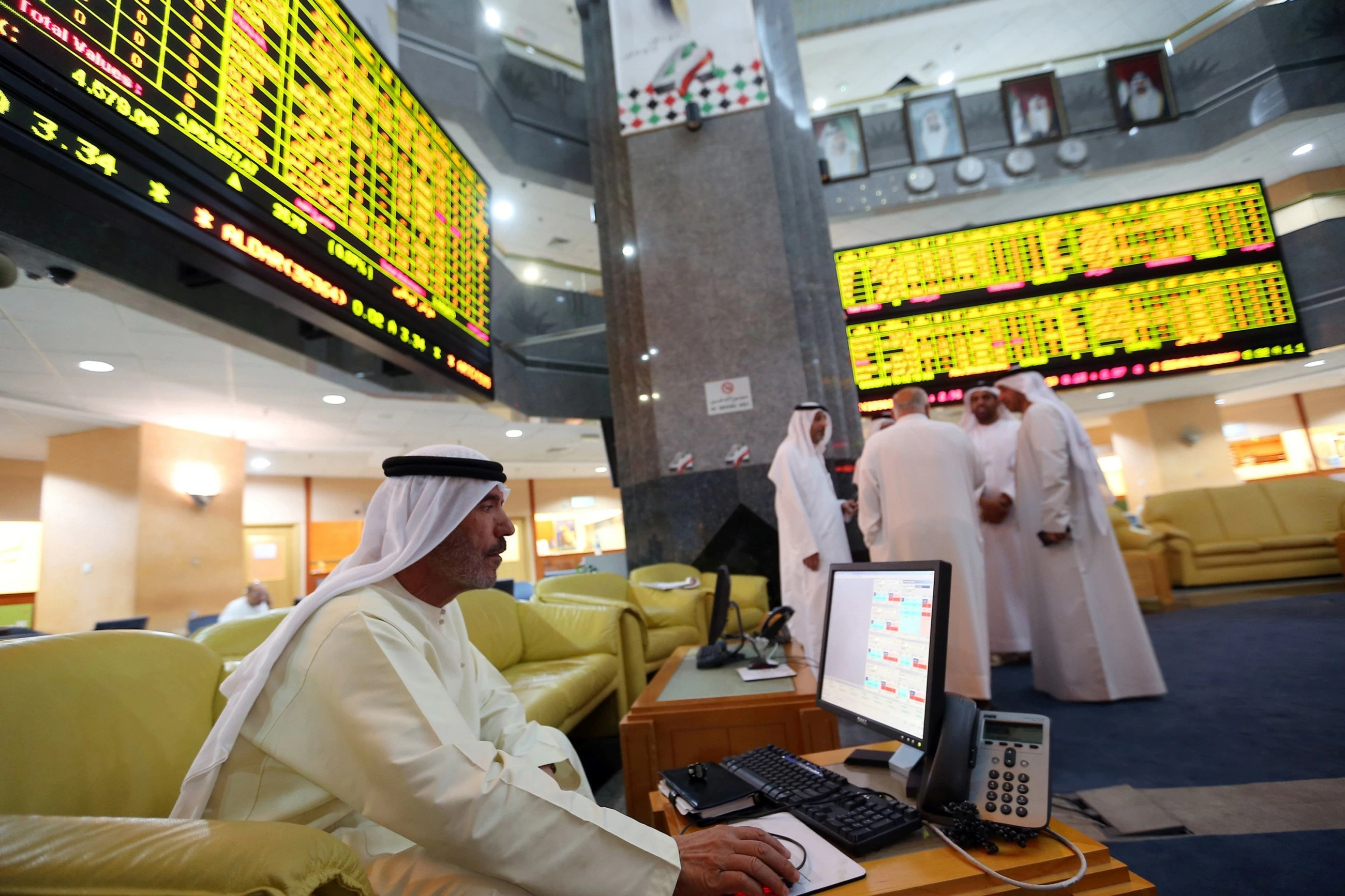 Stocks bounce back as Iran, Israel signal a pause