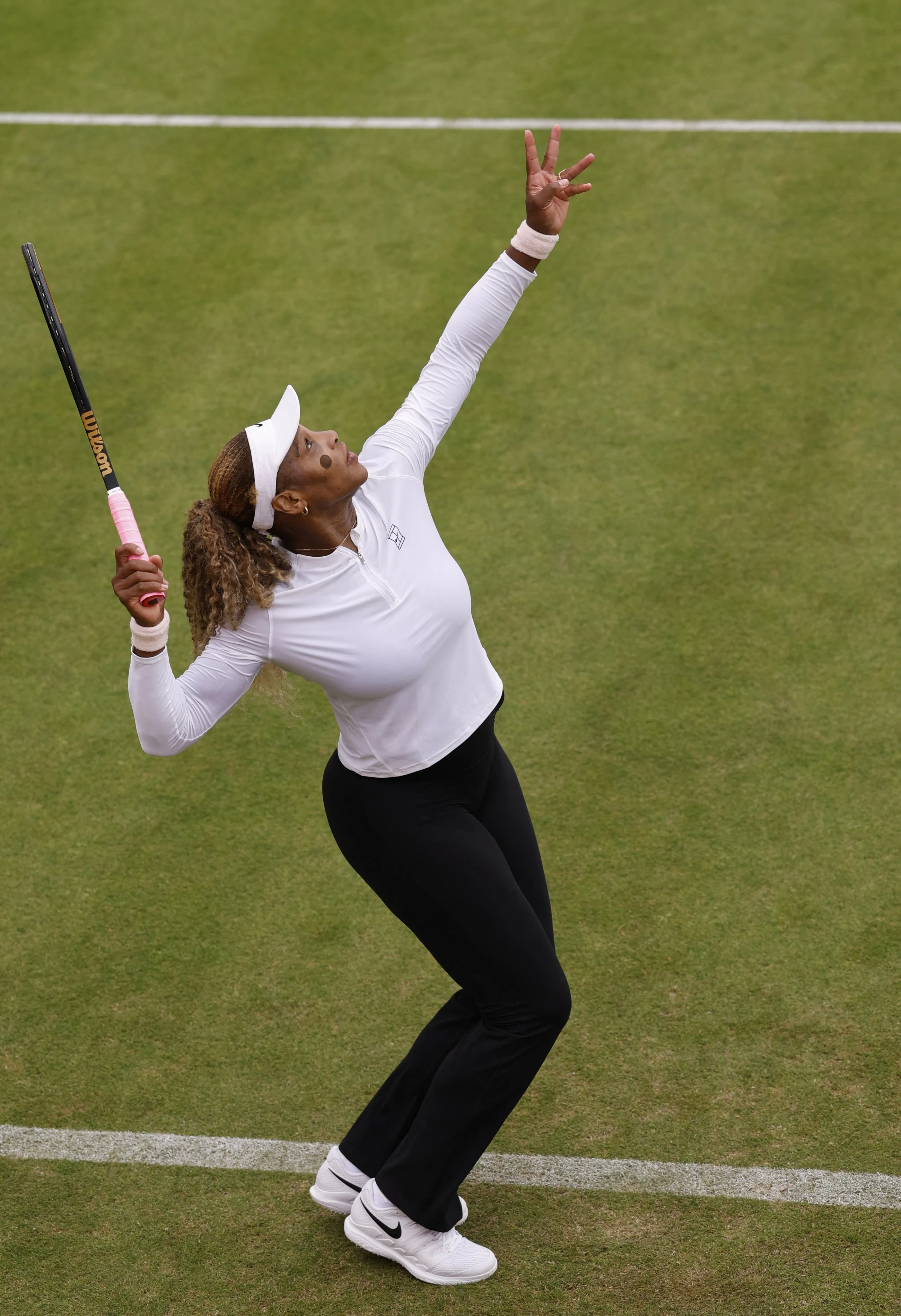 Serena Williams to return to tennis in Queen's doubles on Tuesday