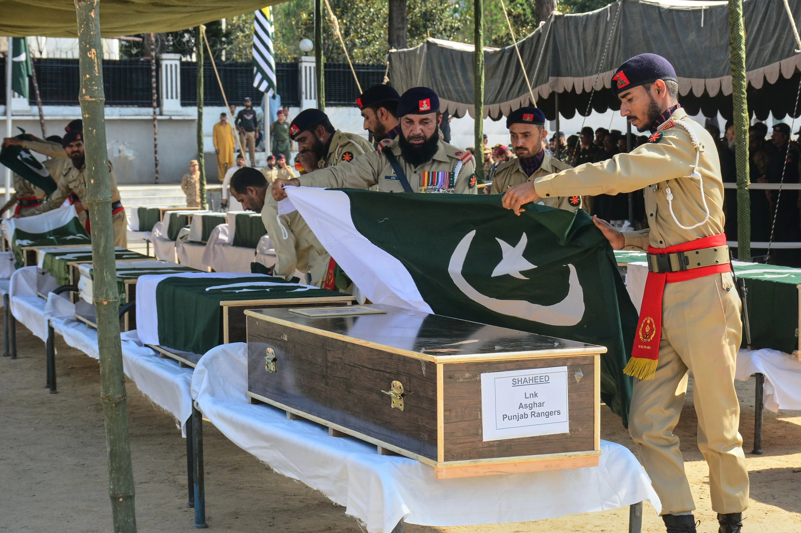 Soldiers mourn victims of army helicopter crash in Pakistan's AJK region