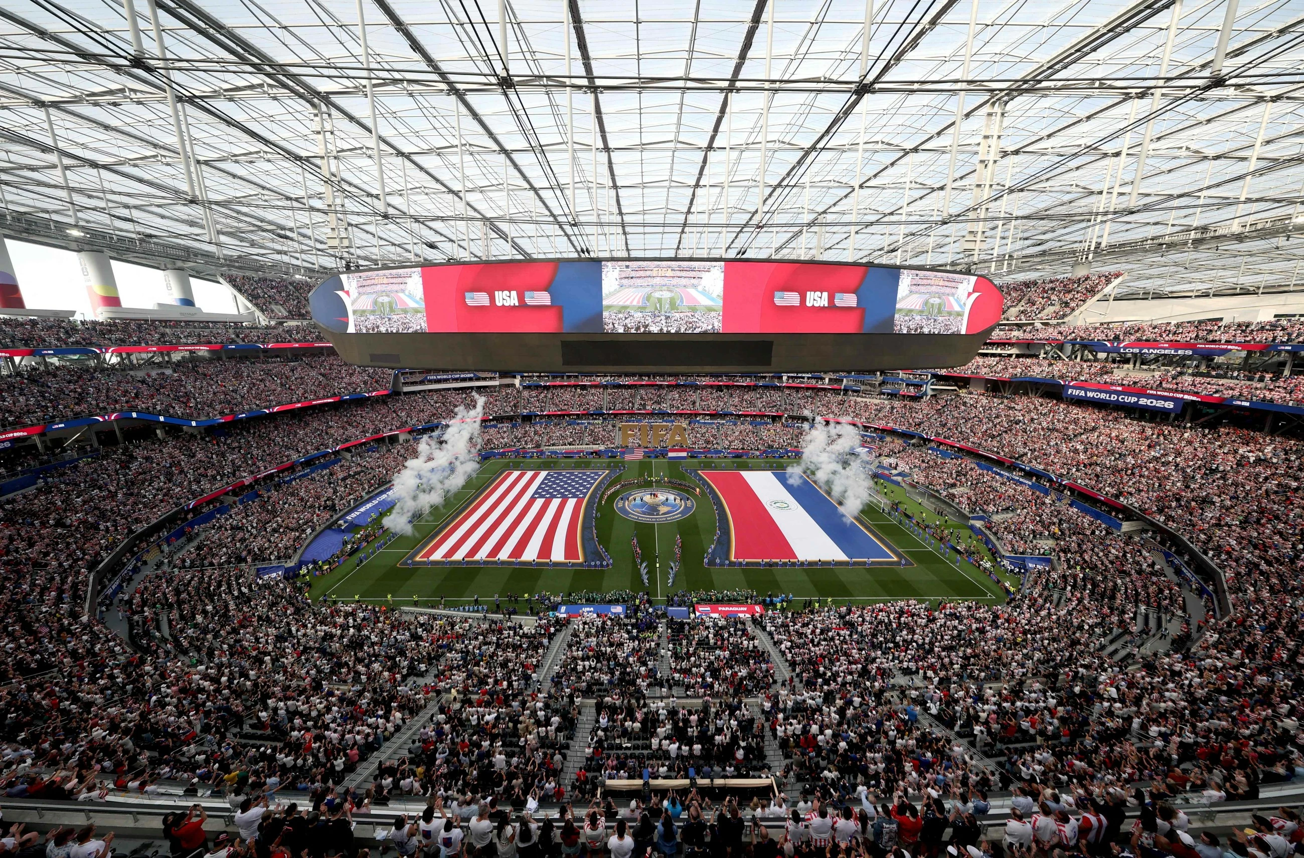 US thrash Paraguay in LA to launch home World Cup in style