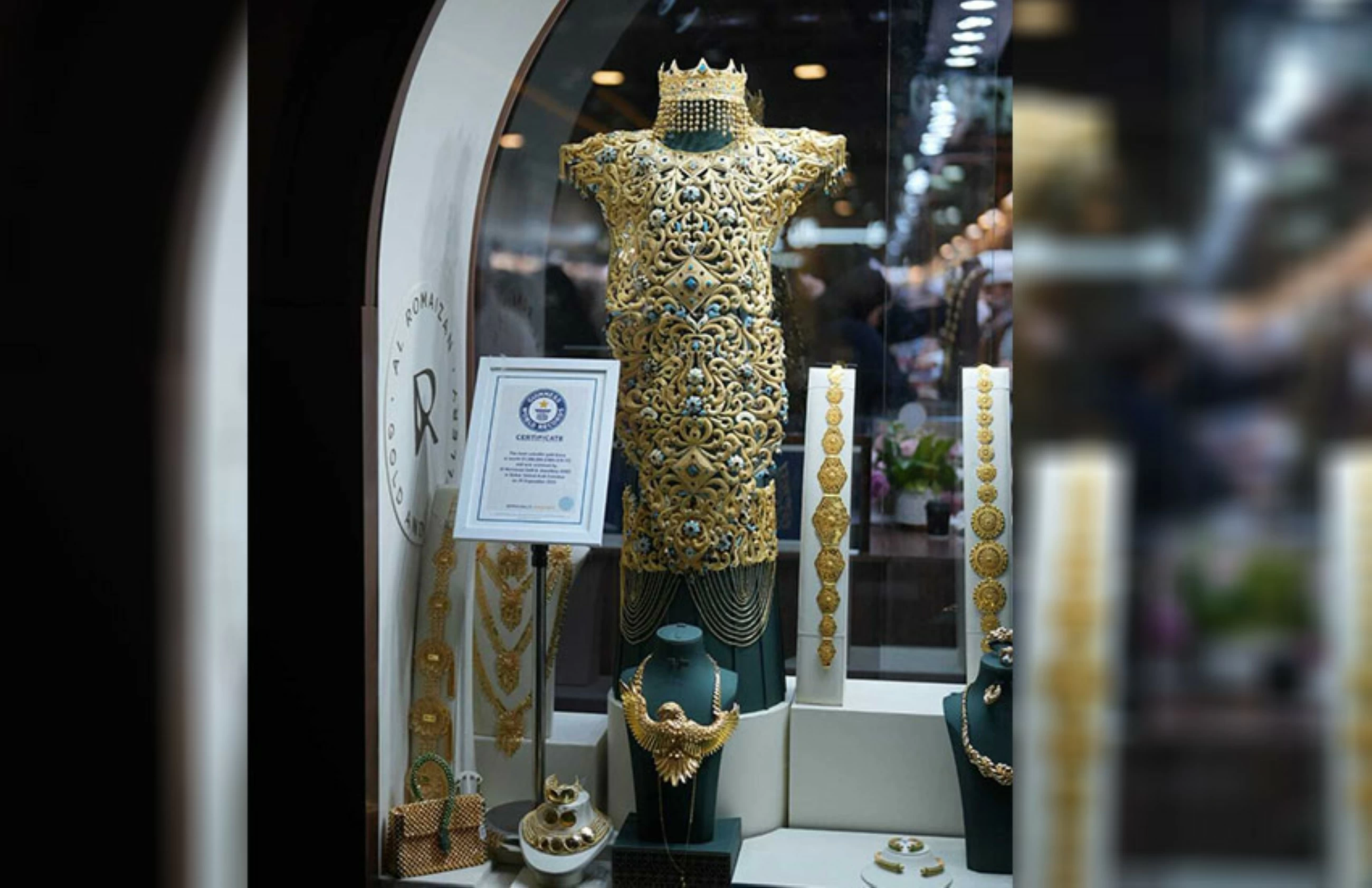 World’s most expensive gold dress worth Dhs5m captivates visitors in Sharjah