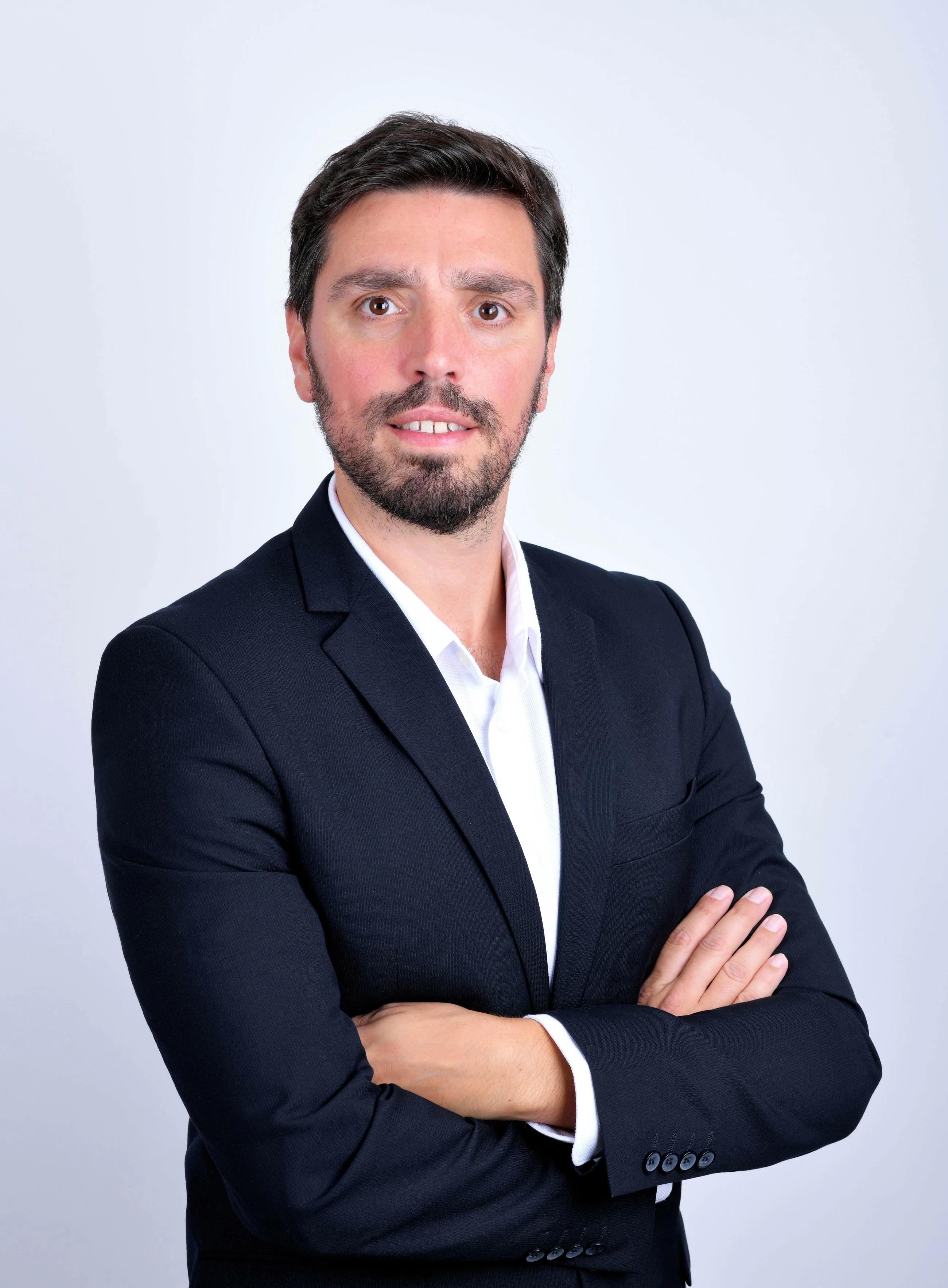 Artbooth Gallery Founder Roger El Khoury speaks on his tryst with art