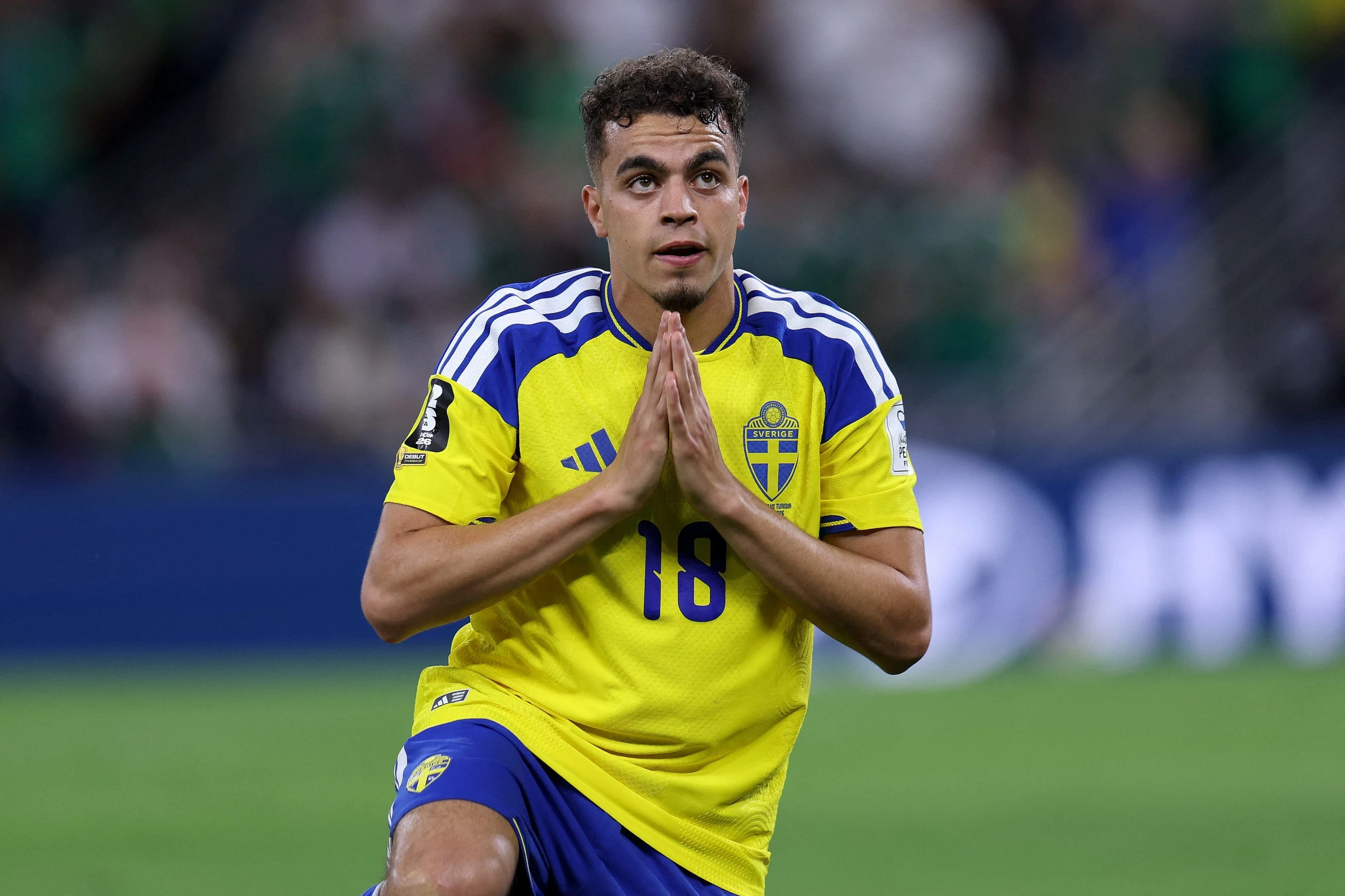 Sweden's player Yasin Ayari apologises for scoring World Cup goal against father's home country Tunisia