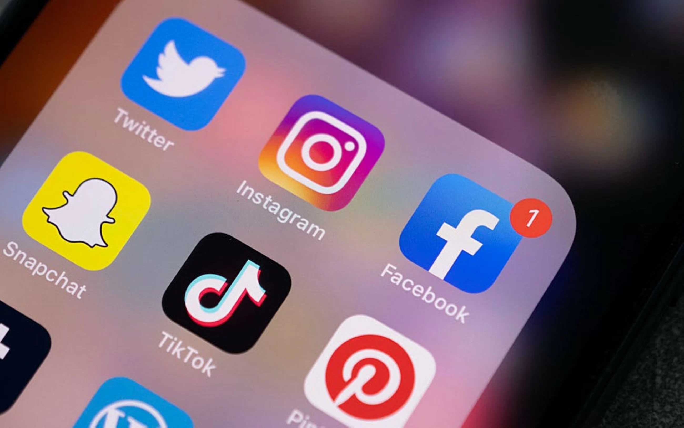 Children under 16 will be banned from using social media, says British PM