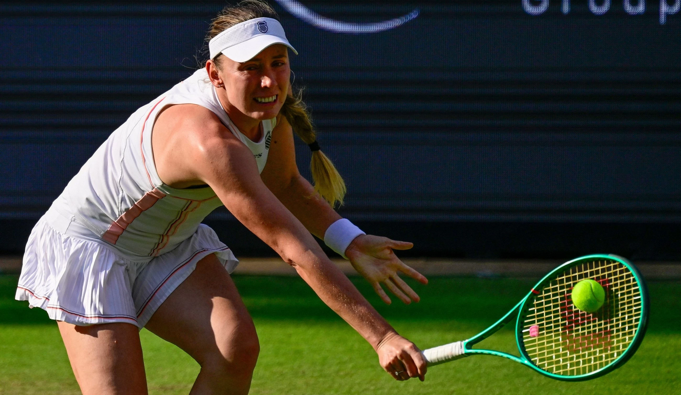 Badosa beats Gauff in Berlin to end losing run