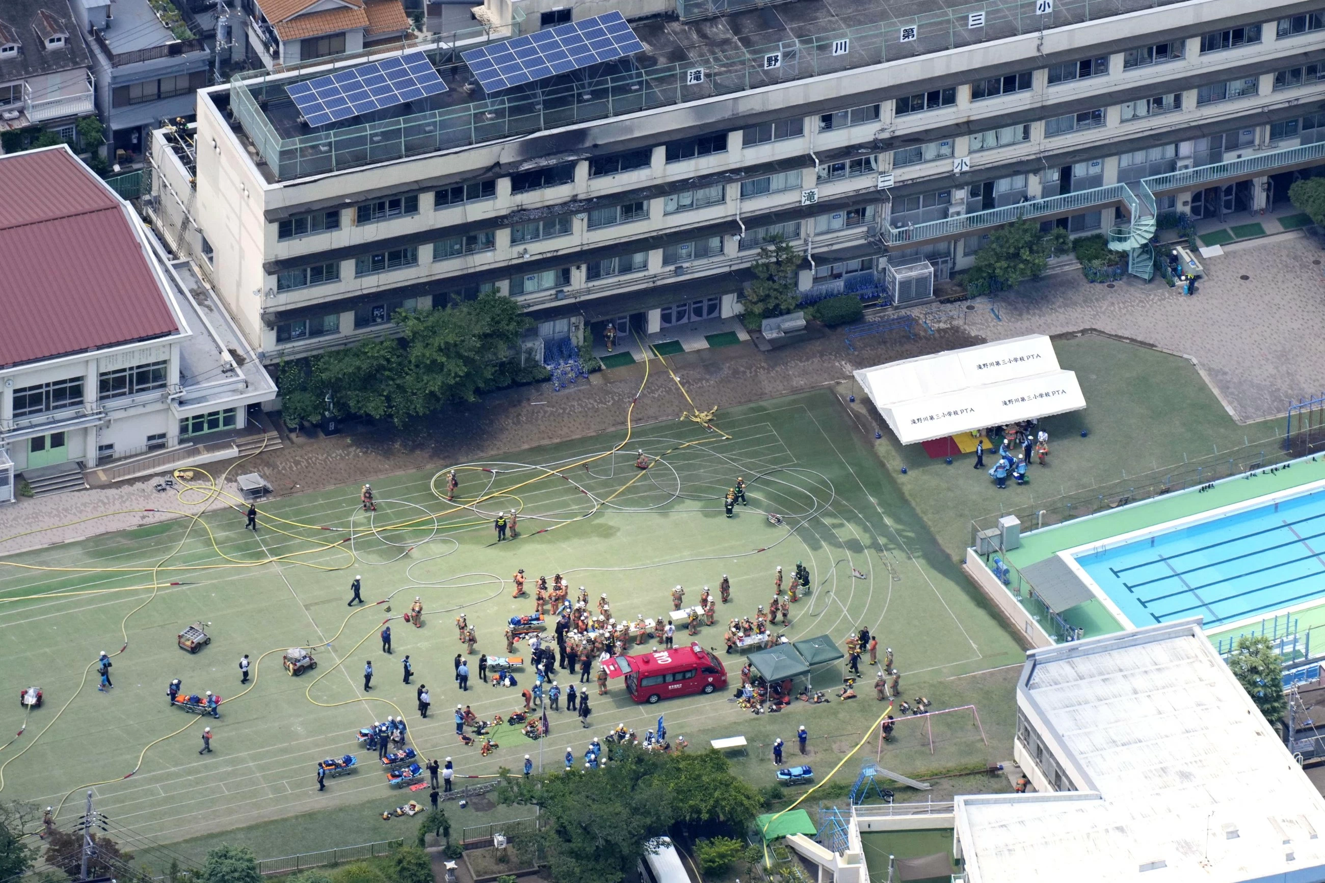 300 children, teachers 'evacuated or rescued,' 11 hurt after fire breaks out at Tokyo school