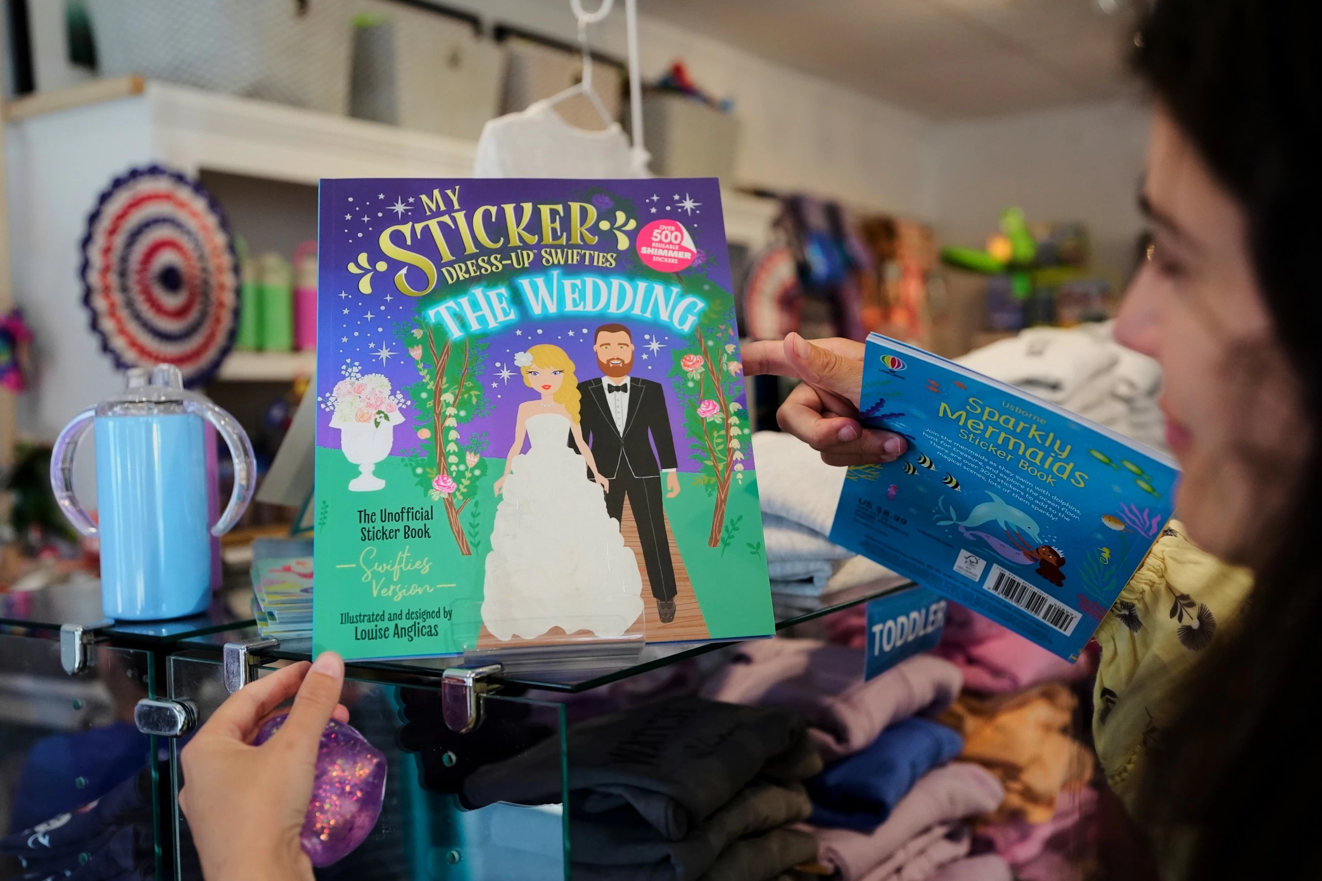 In Taylor Swift&rsquo;s beach town, every clue becomes a wedding rumour