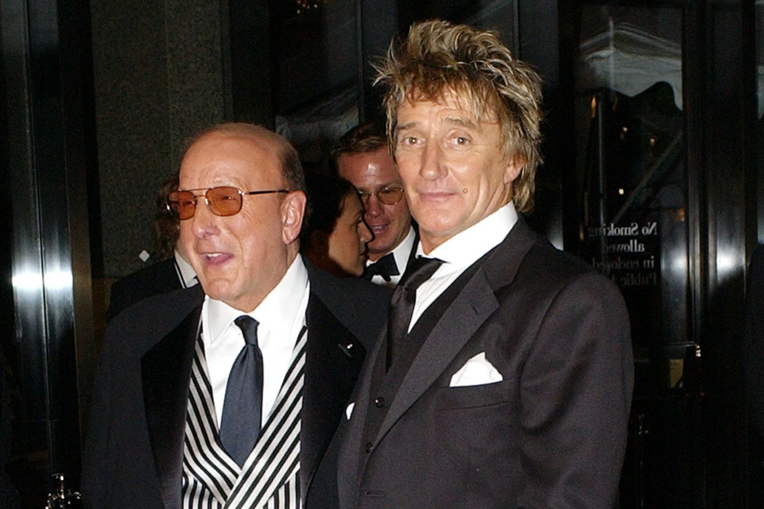 Clive Davis, who launched music legends such as Carlos Santana and Whitney Houston, passes away