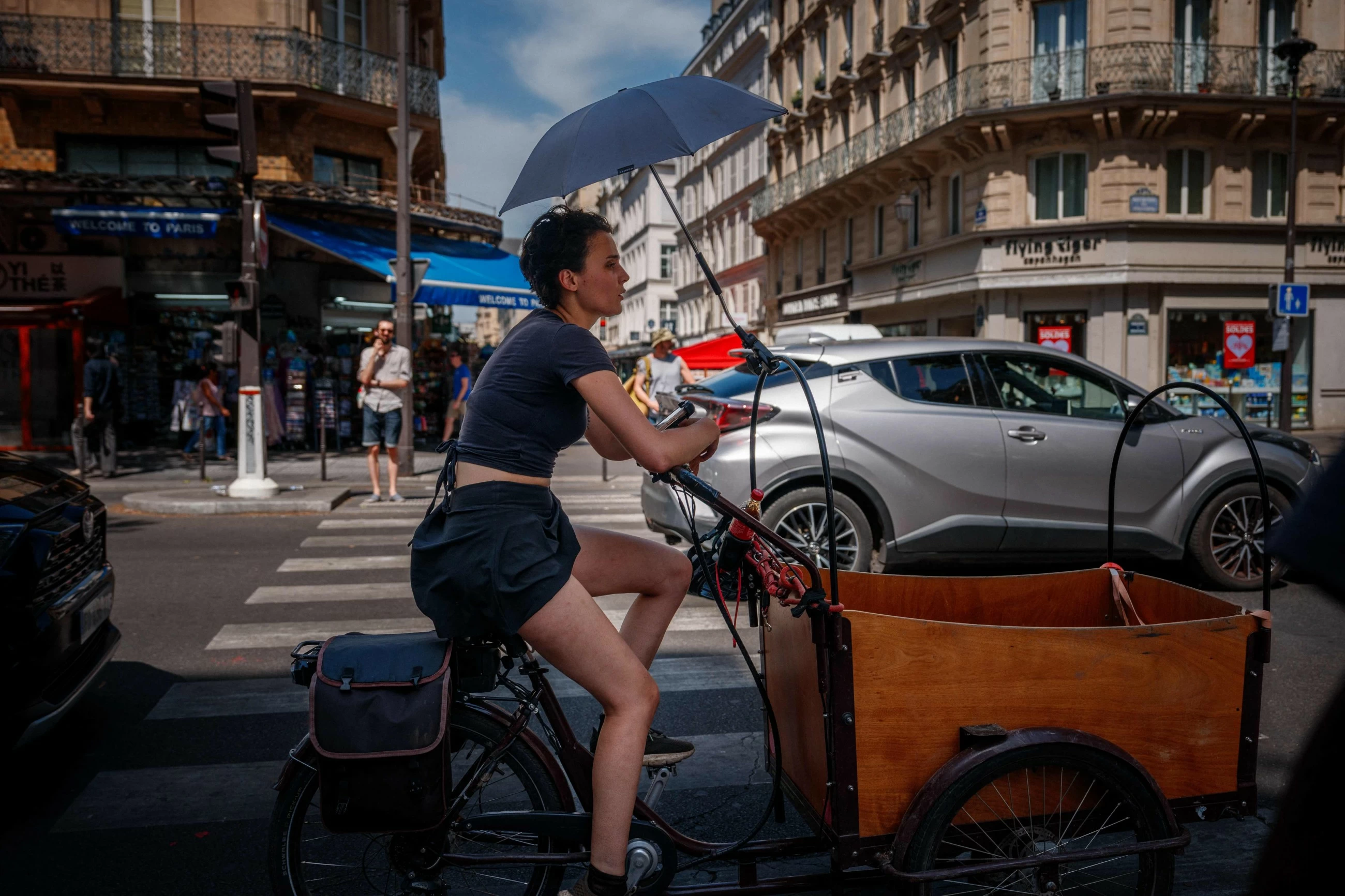 Europeans told to protect themselves as deadly heatwave takes its toll