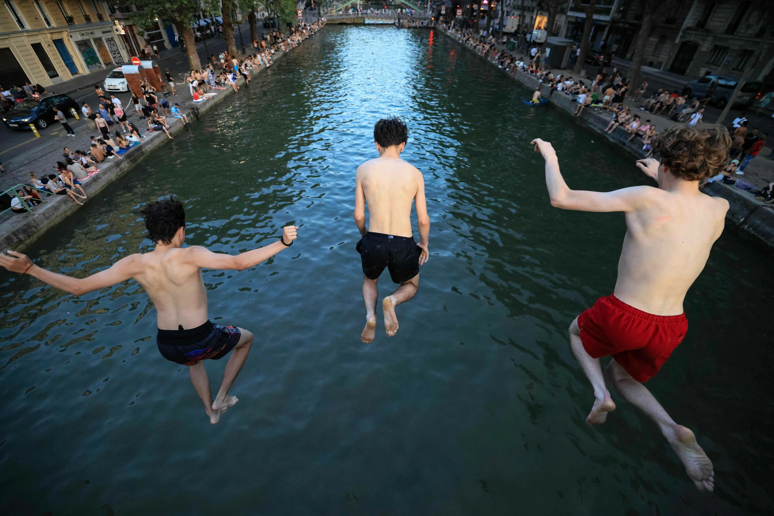 How heatwaves are dangerous to human health