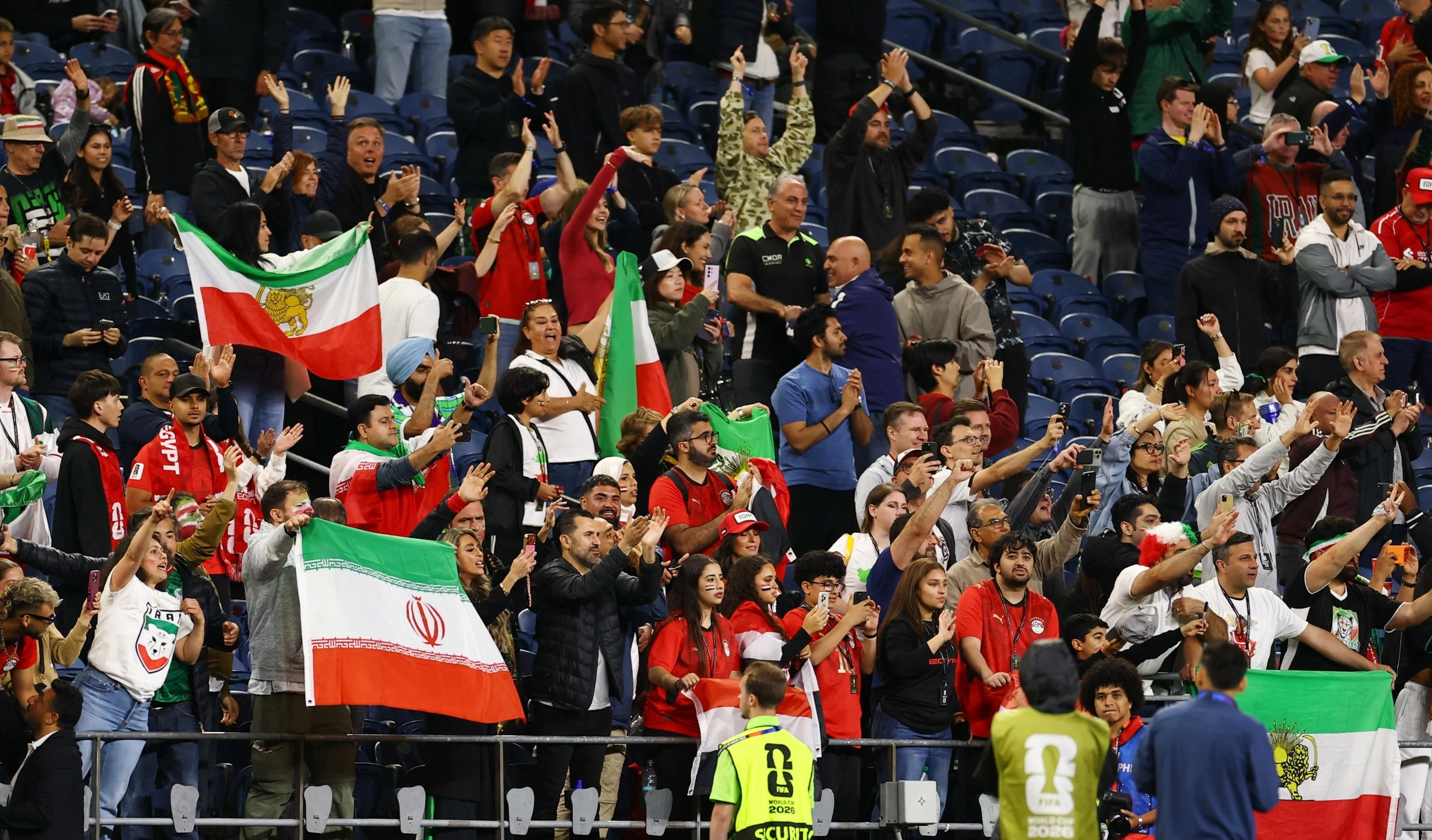 Egypt survives with 1-1 draw against Iran, advances past group stage for 1st time at World Cup