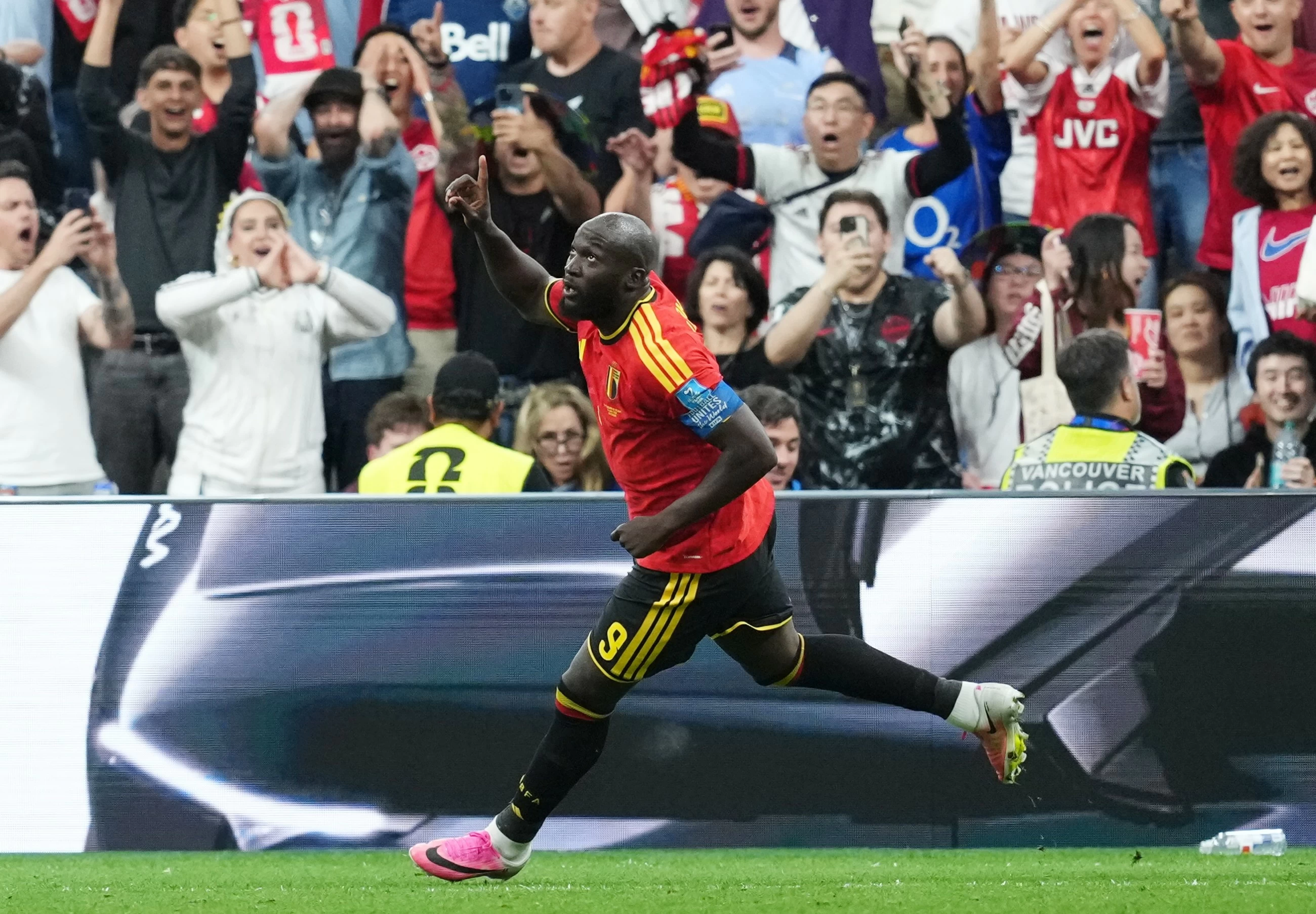 Belgium defeats New Zealand 5-1 to advance at the World Cup