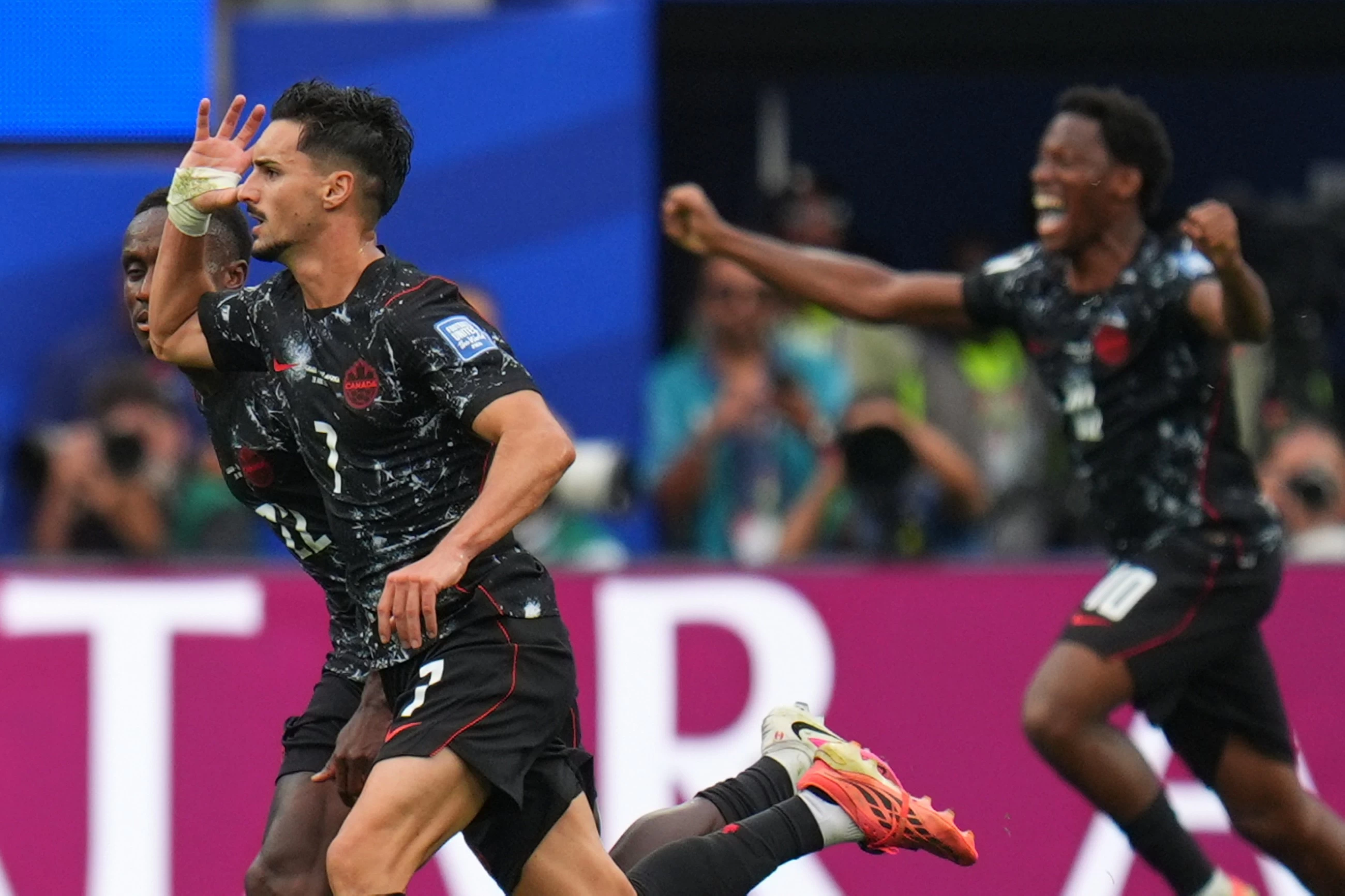 Canada beats South Africa 1-0 in World Cup's first knockout match
