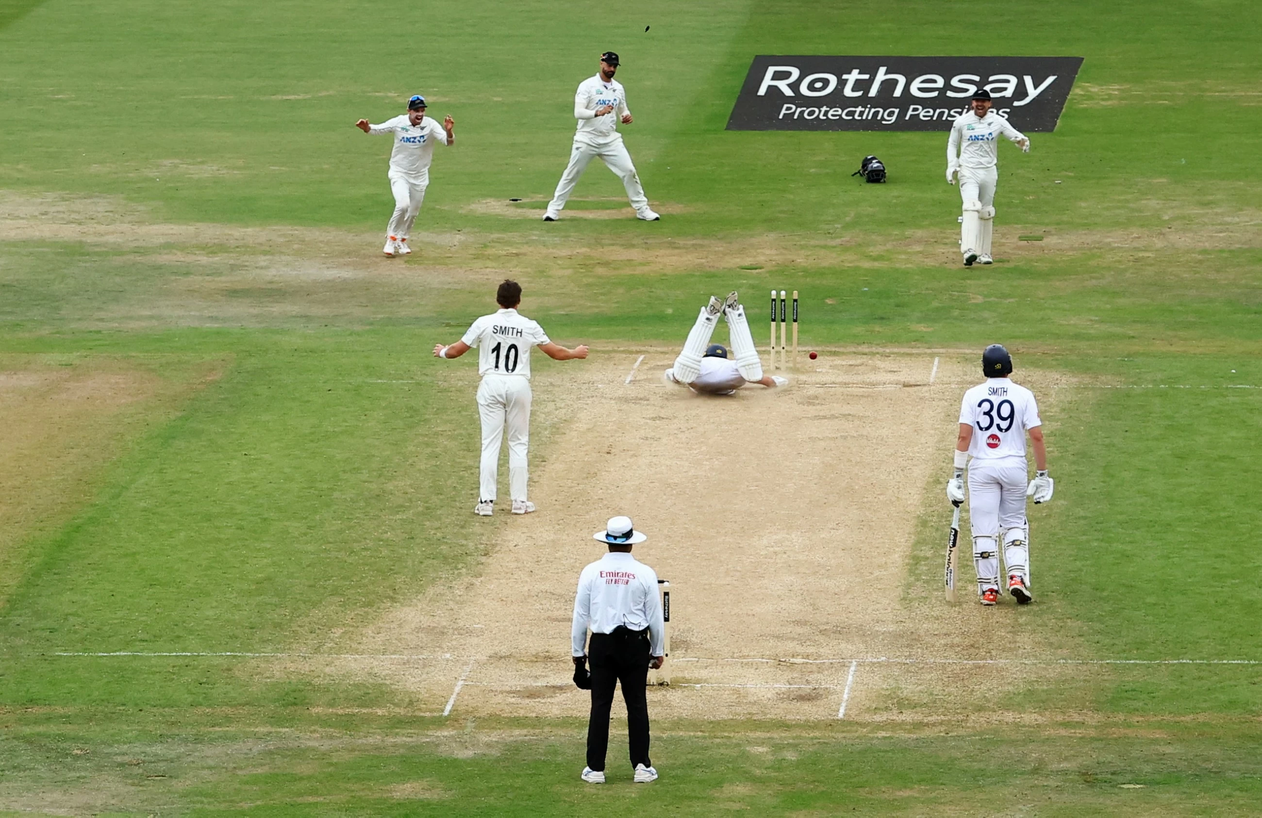 England crash to series defeat against New Zealand
