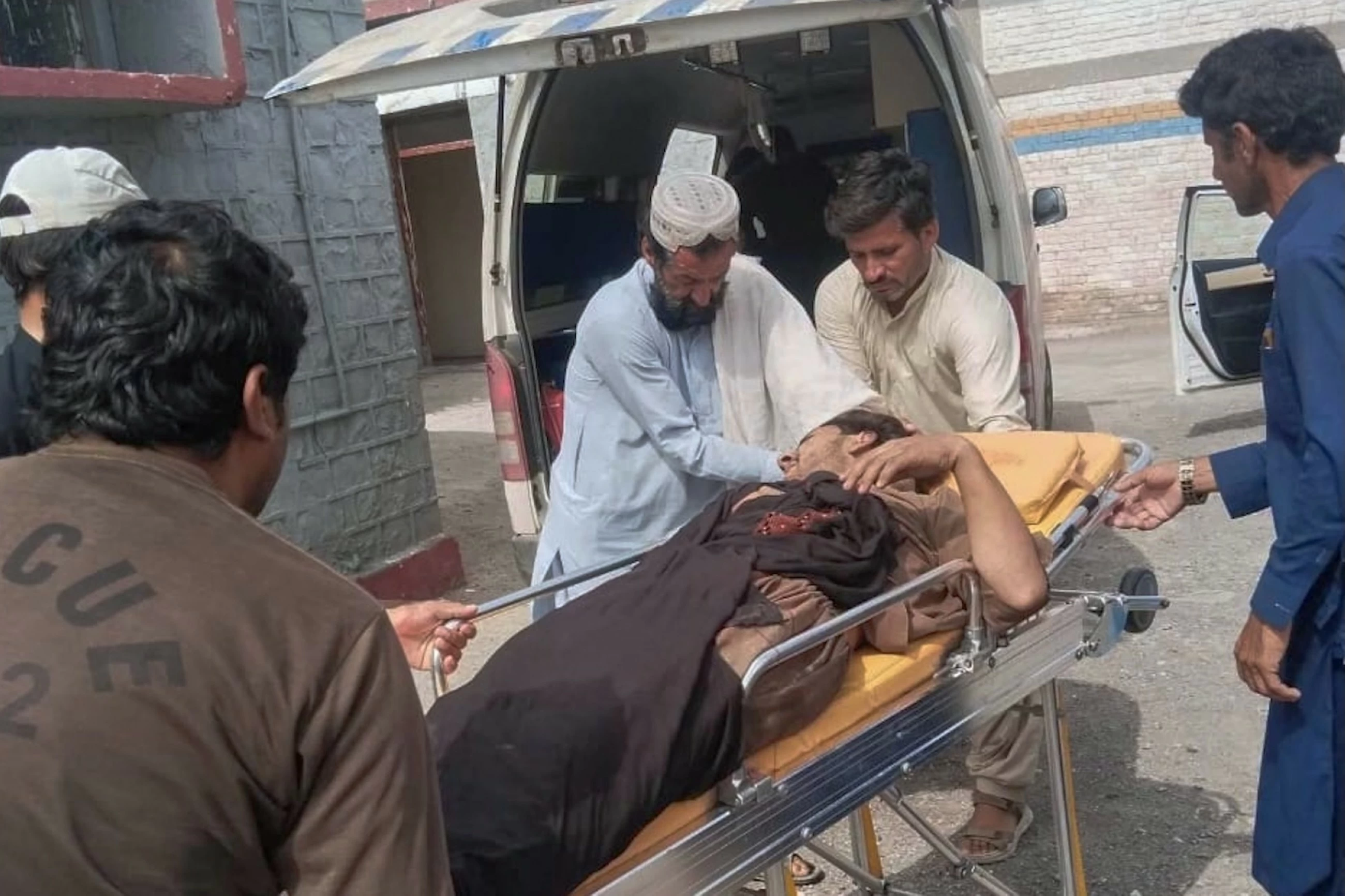 At least 40 dead after bus falls into ravine in western Pakistan