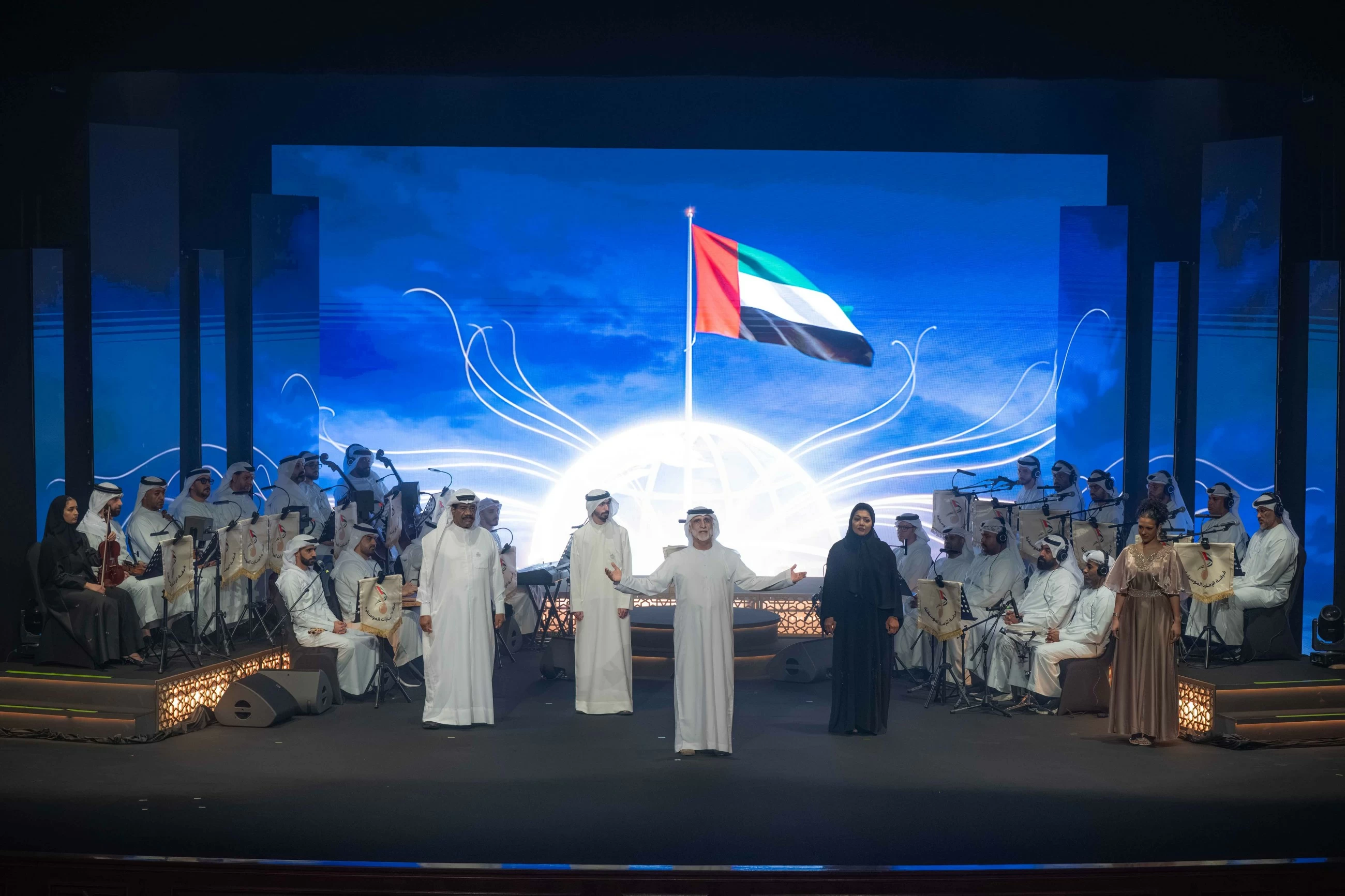 Sultan Bin Ahmed graces Emirati Theatre Day ceremony