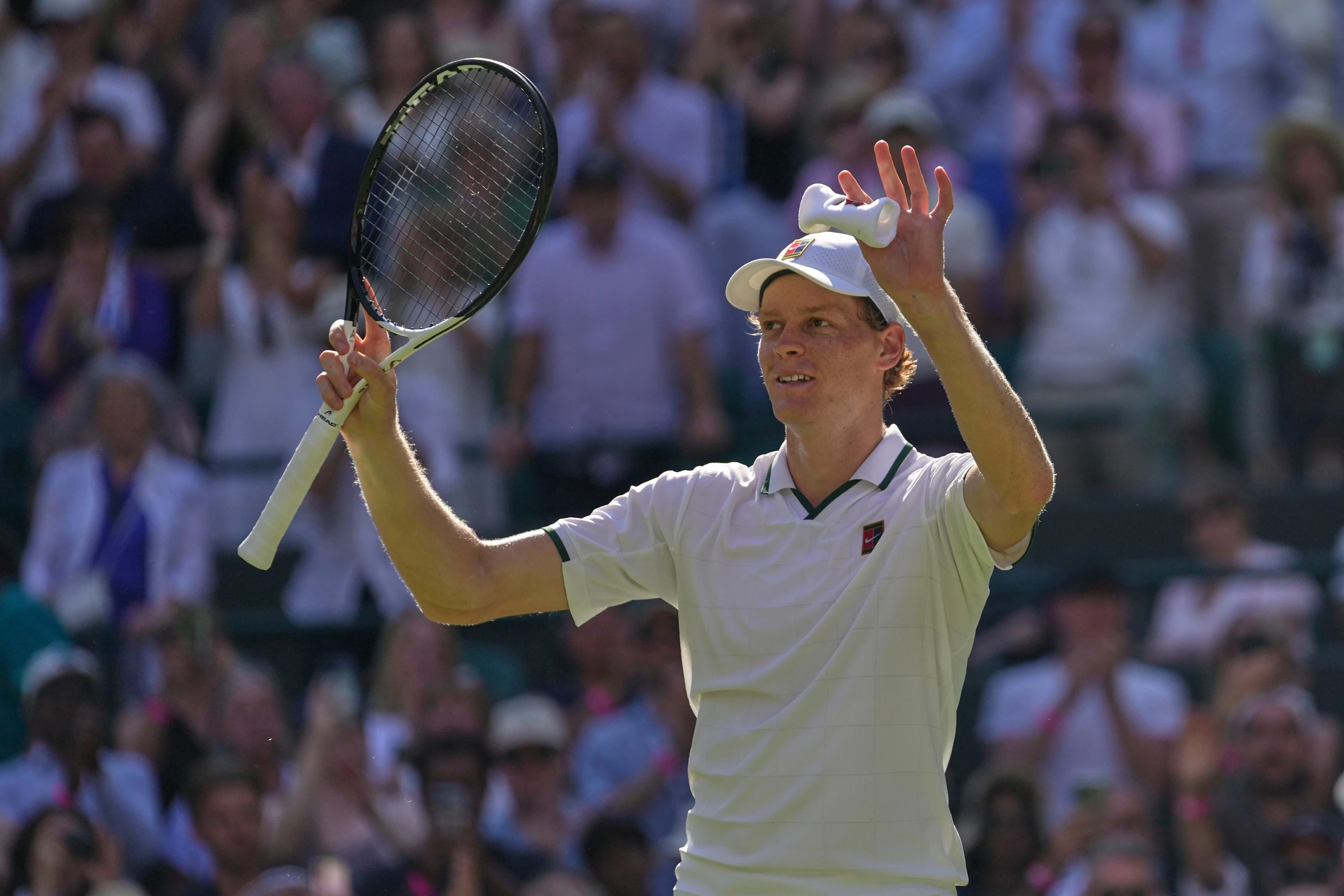 Title rivals Djokovic, Sinner advance at Wimbledon